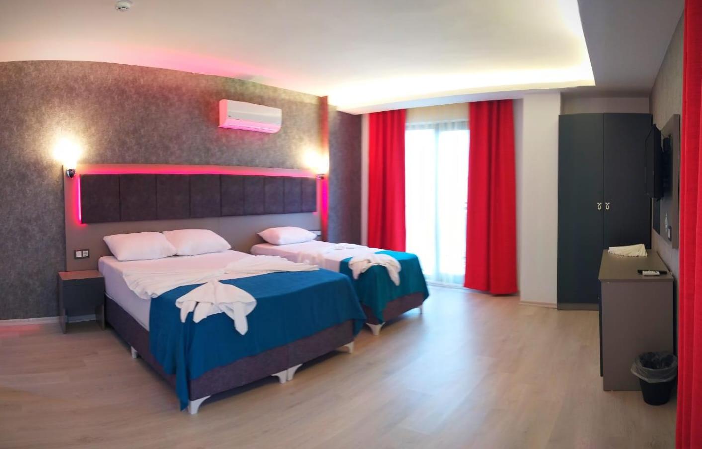 Deluxe Triple Room