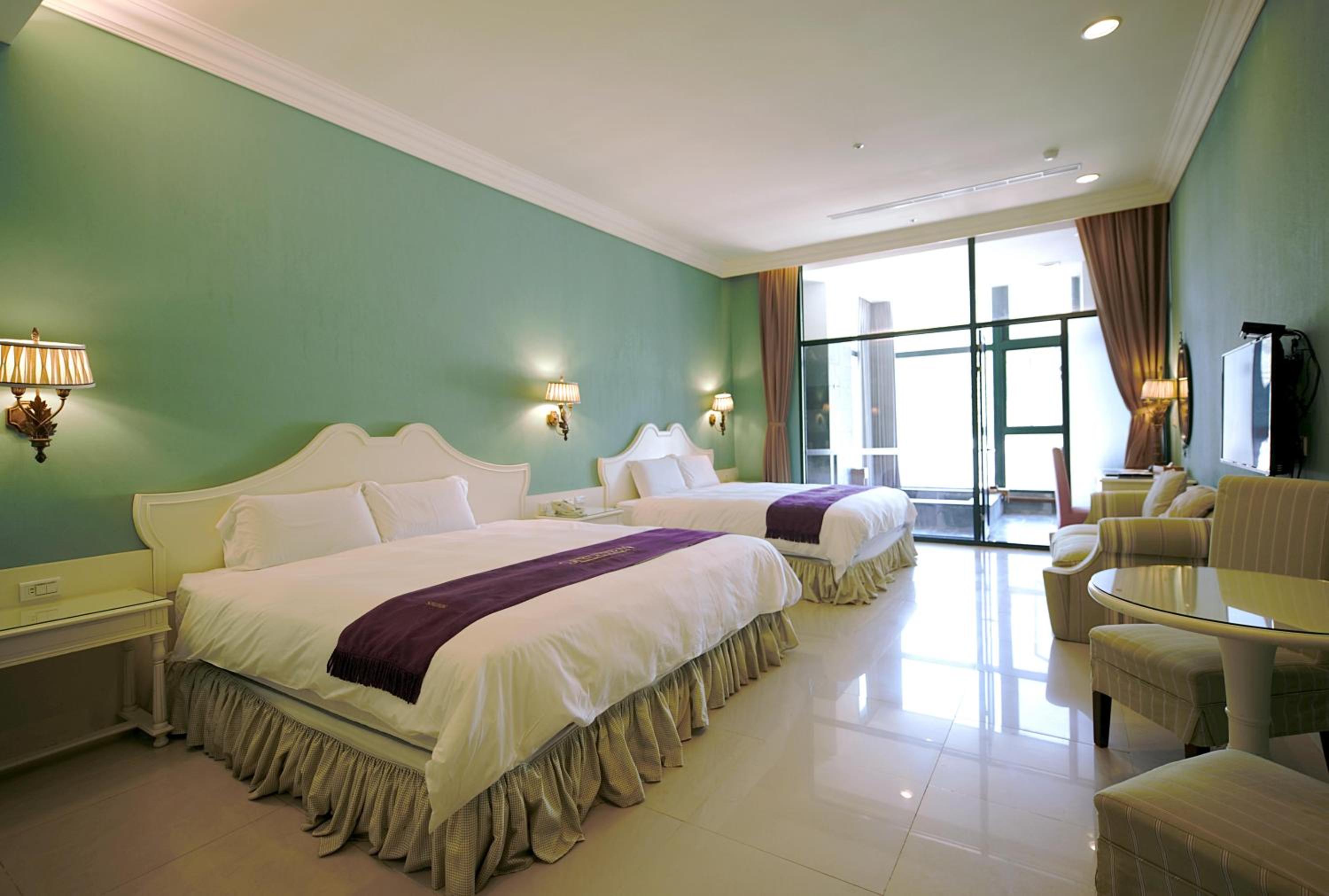 Standard Quadruple Room - Photo 1