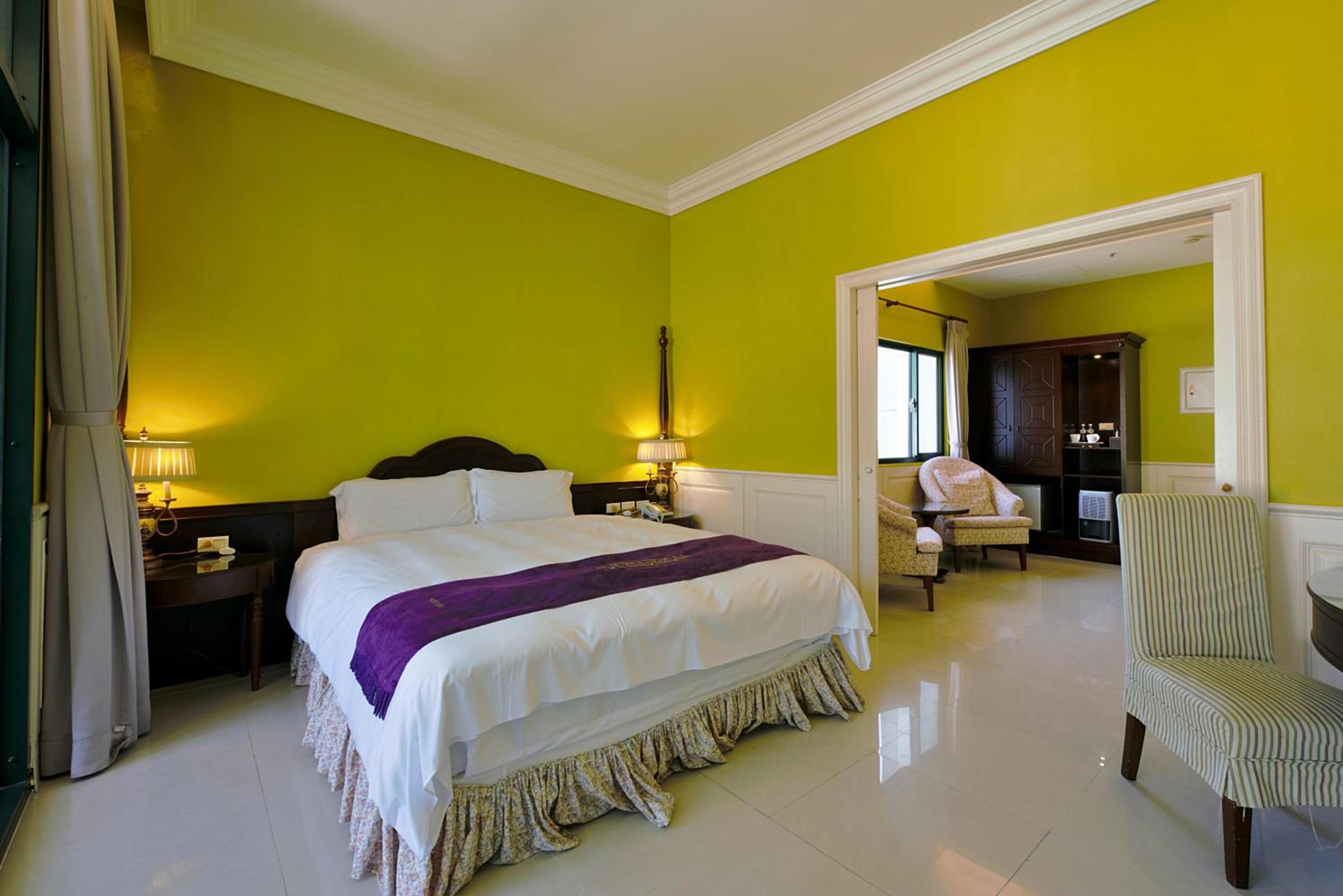 Deluxe Double Room with Bath