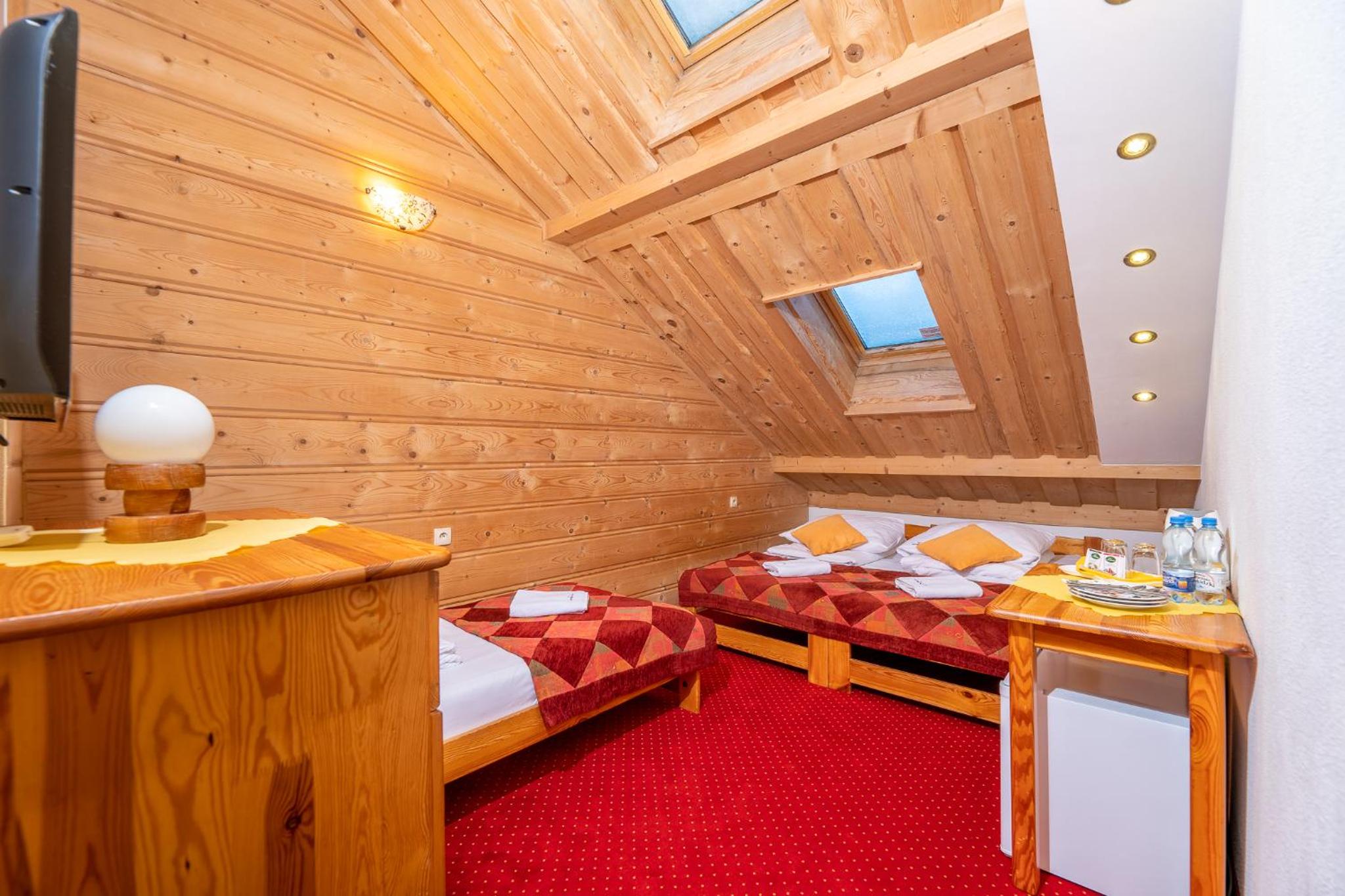 Triple Room photo 2