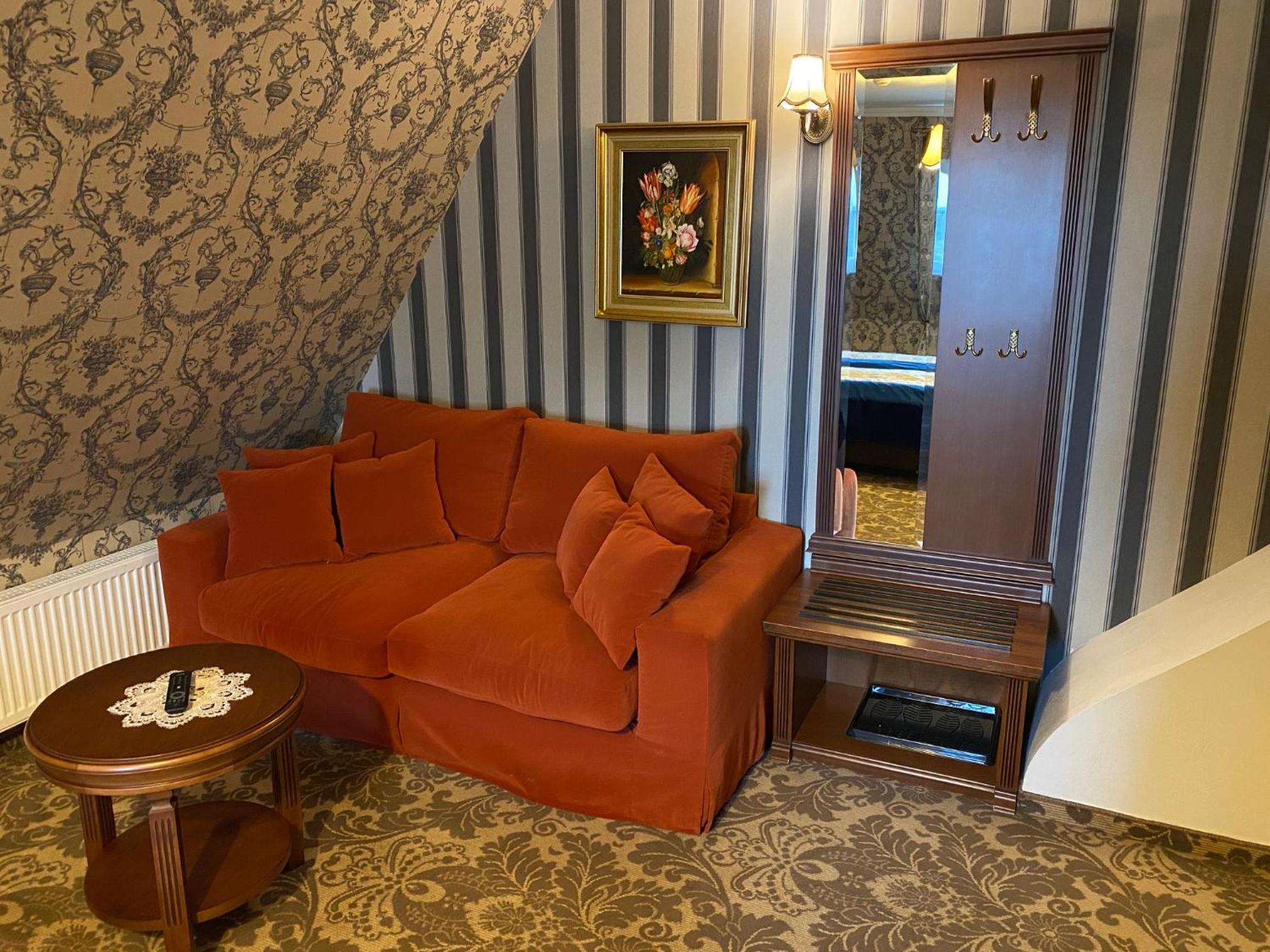 Standard Double or Twin Room - Photo 4