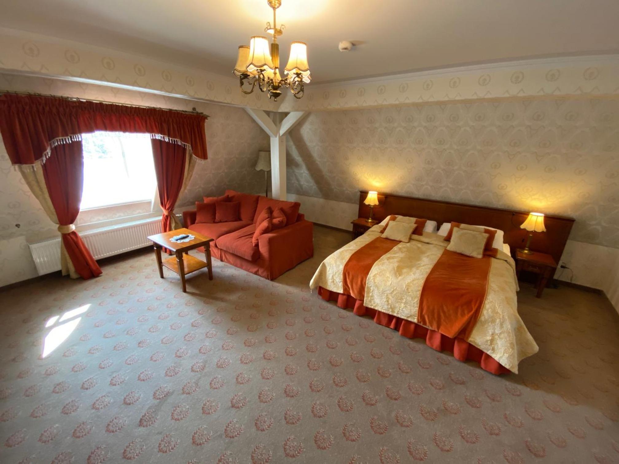 Standard Double or Twin Room - Photo 3