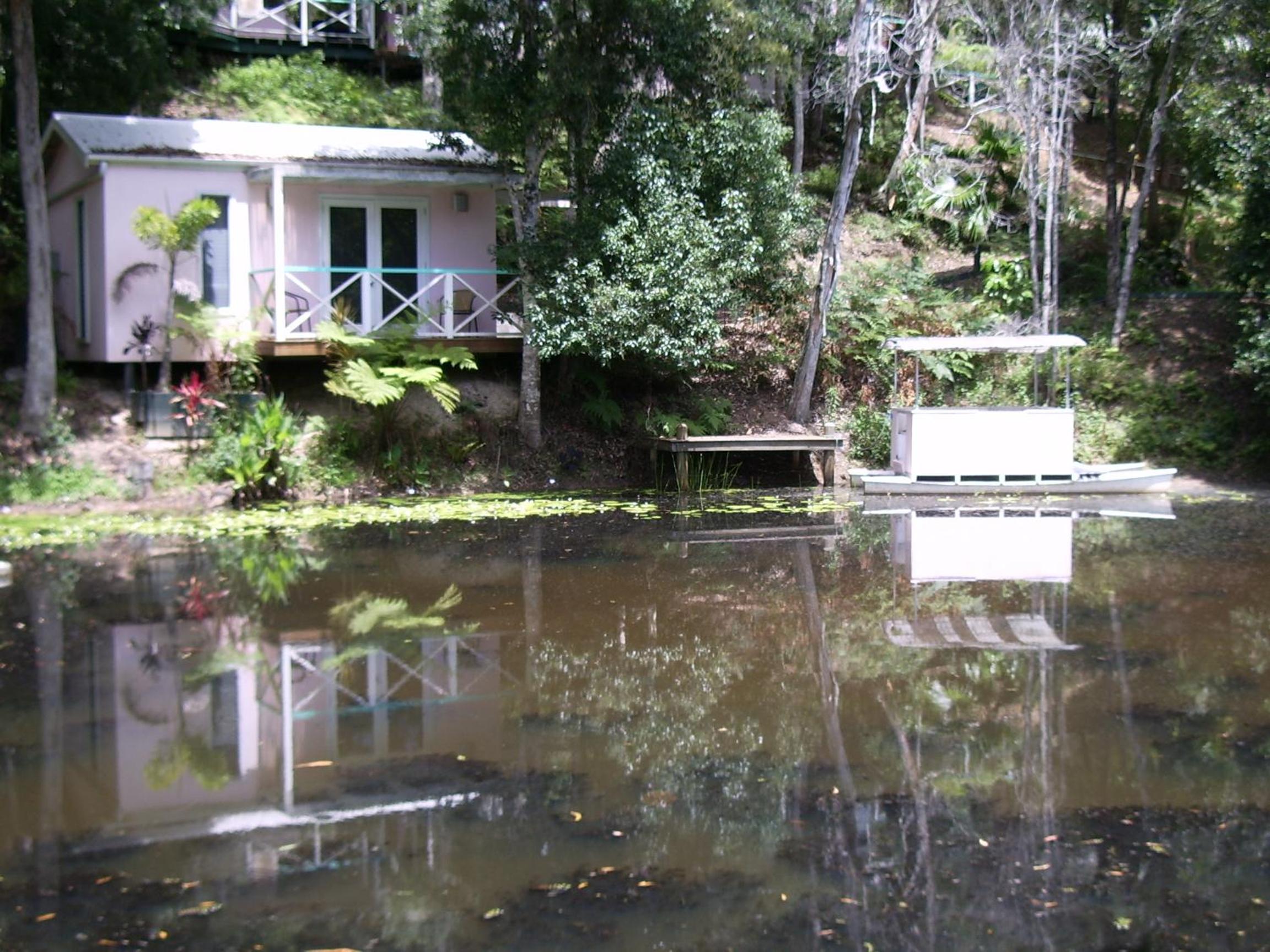 Lakeside Queen Lodge photo 2