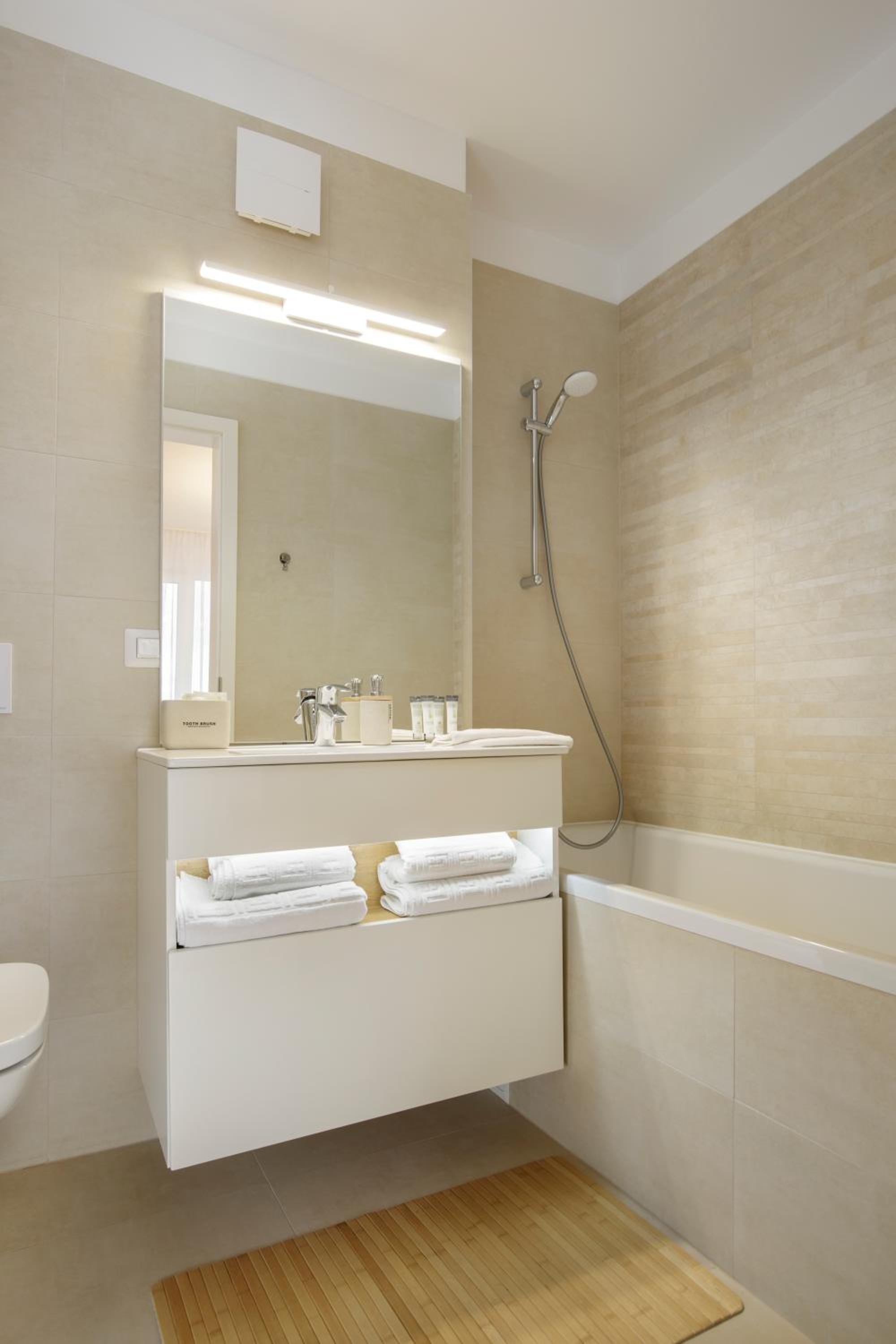 Two-Bedroom Apartment - Photo 6