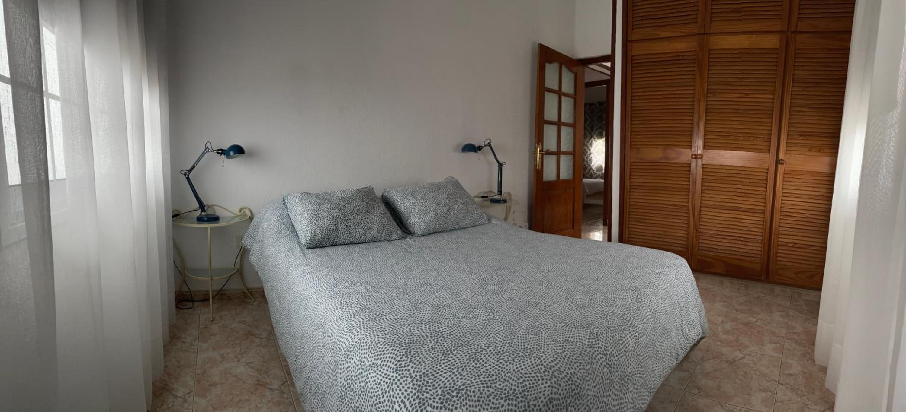 Three-Bedroom House photo 3
