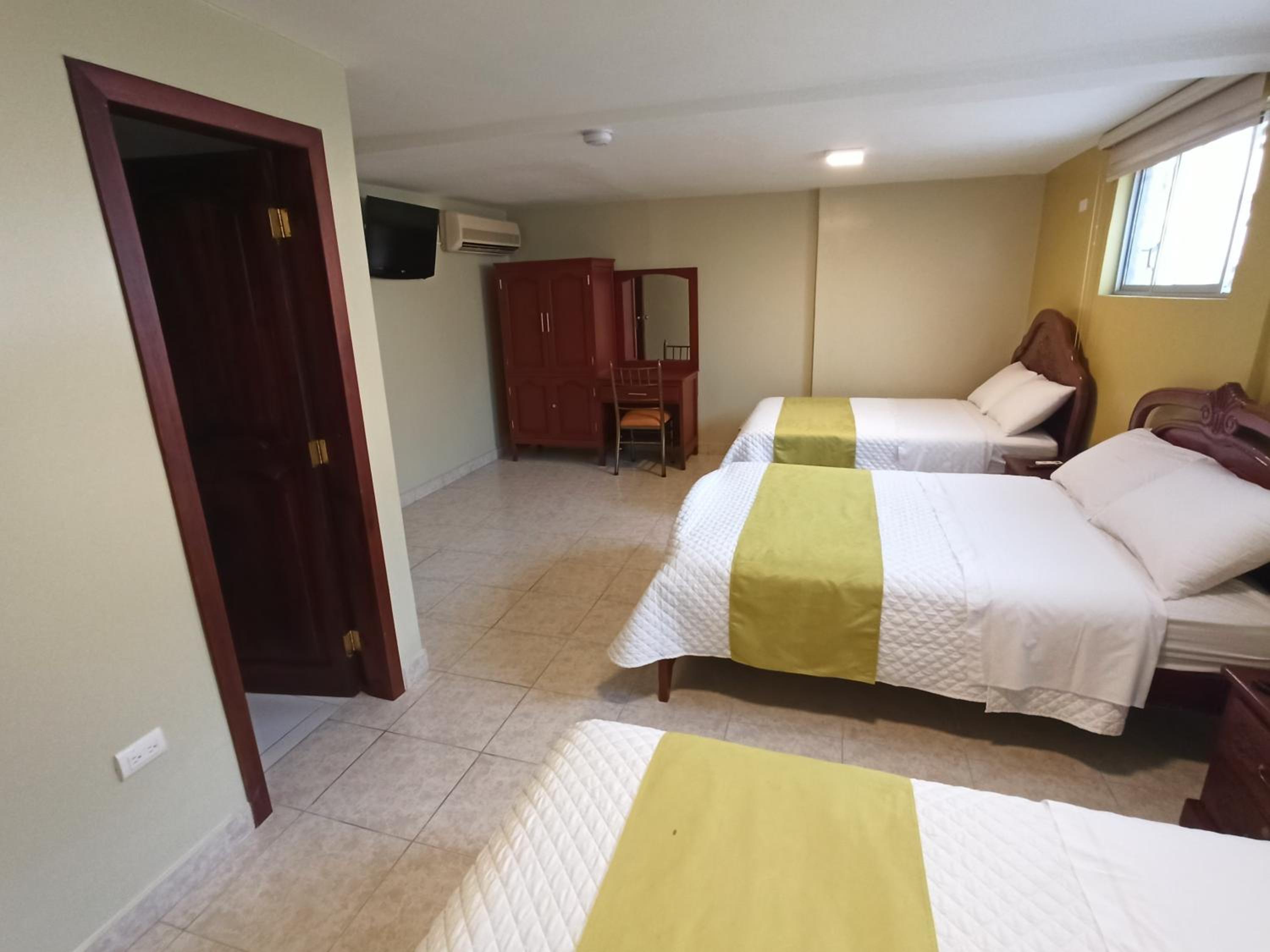 Comfort Triple Room