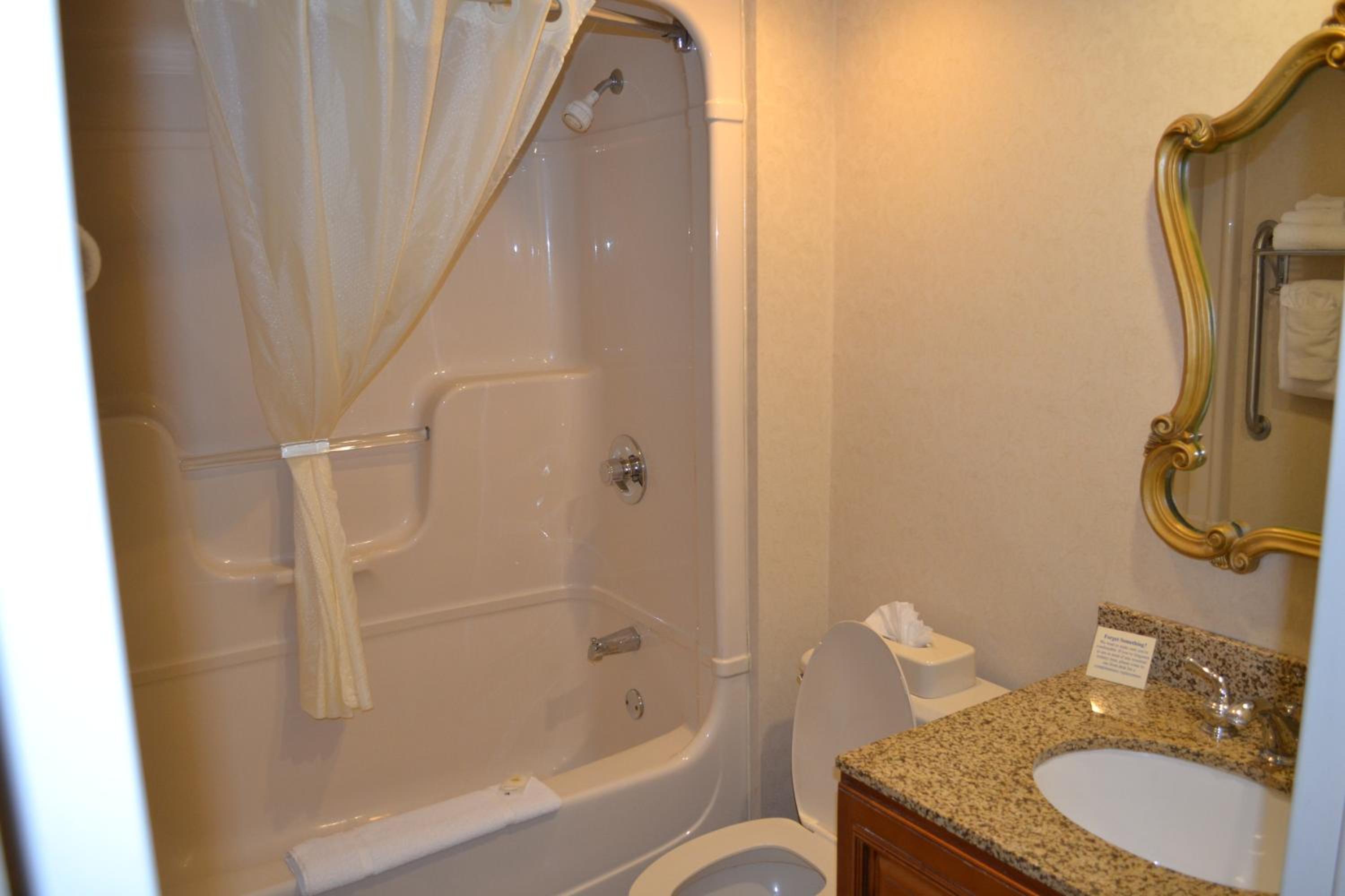 King Room - Non-Smoking - Photo 11