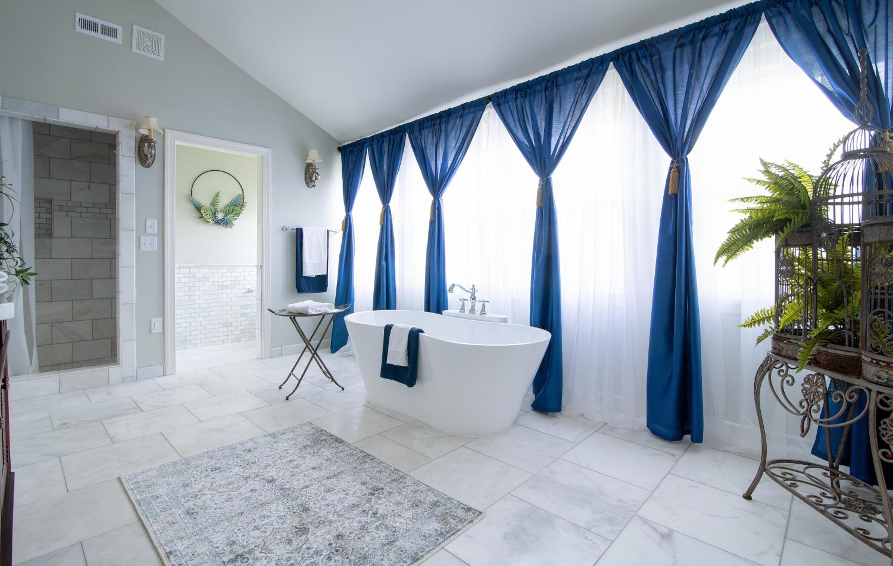 Superior King Room - Photo 3
