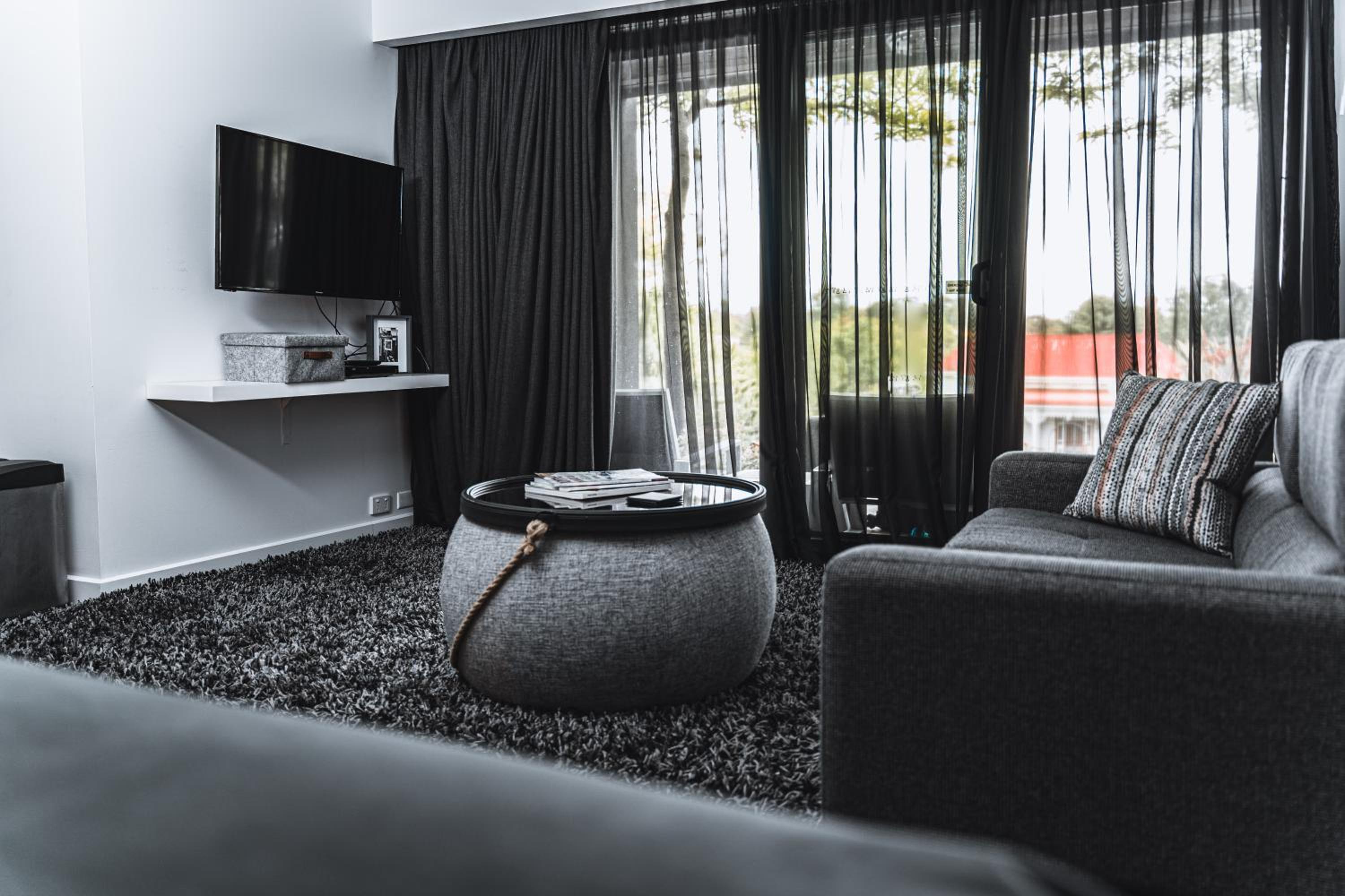 Creswick Studio with Spa Bath photo 3