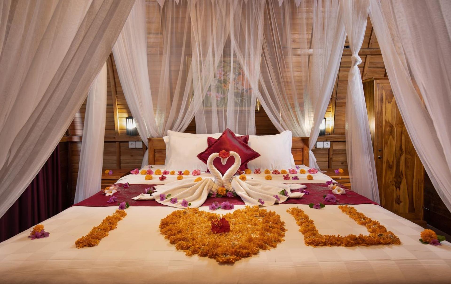 Double Room with Sea View - Photo 9