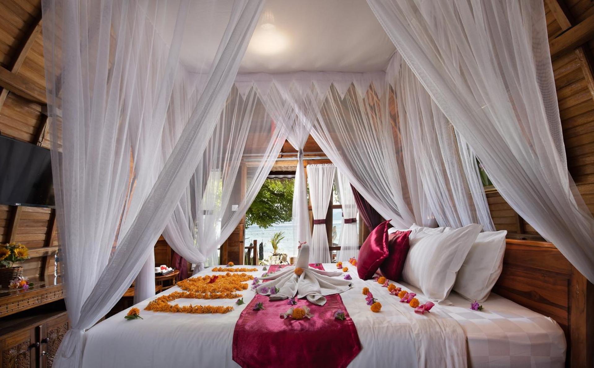 Double Room with Sea View - Photo 8