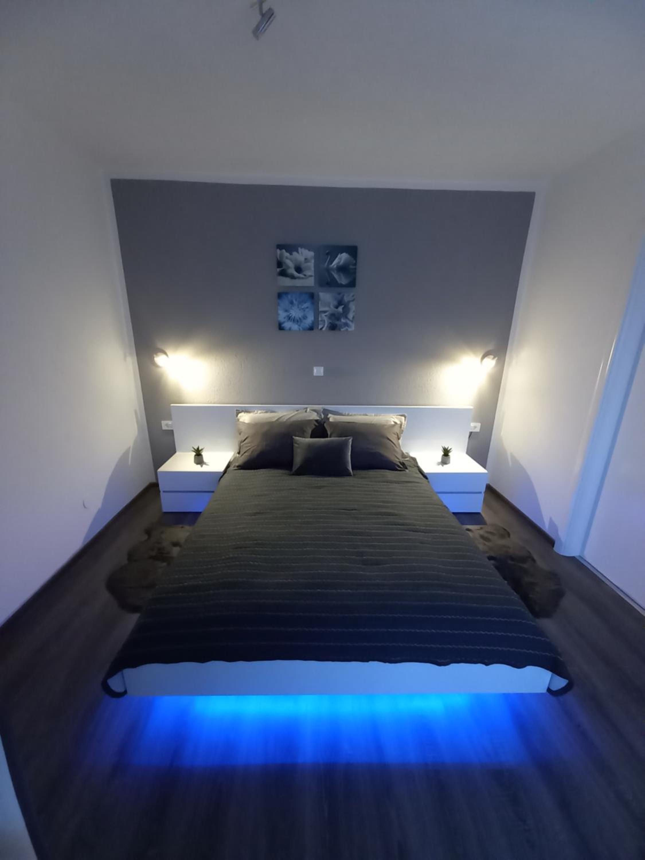 Deluxe Double Room with Balcony photo 3