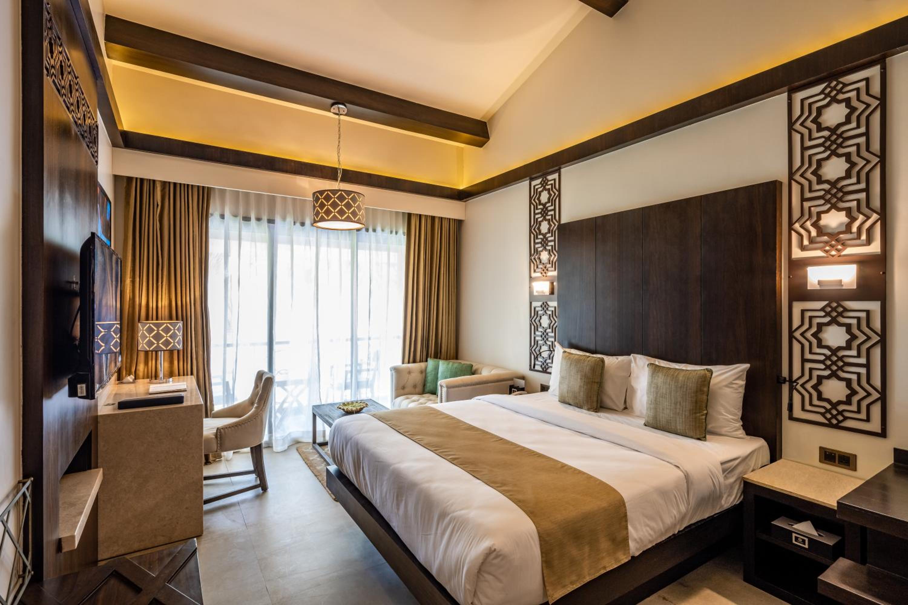 Superior King Room with Ocean View