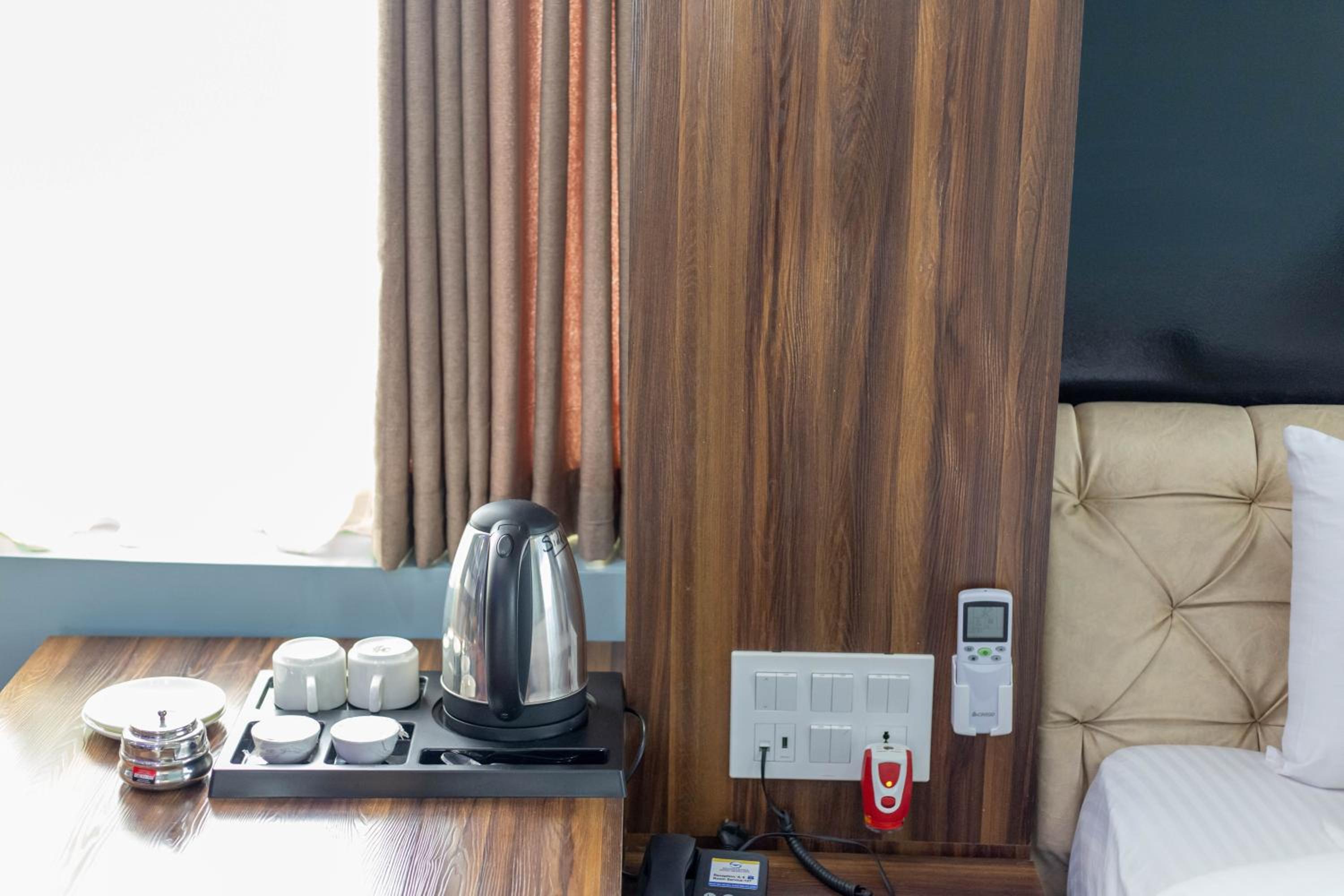 Superior King Room photo 2