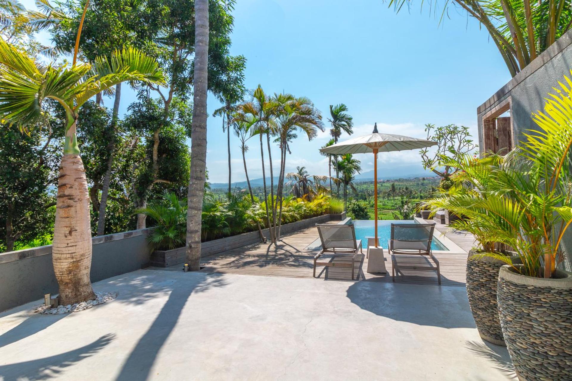 Villa with Private Pool - Photo 6
