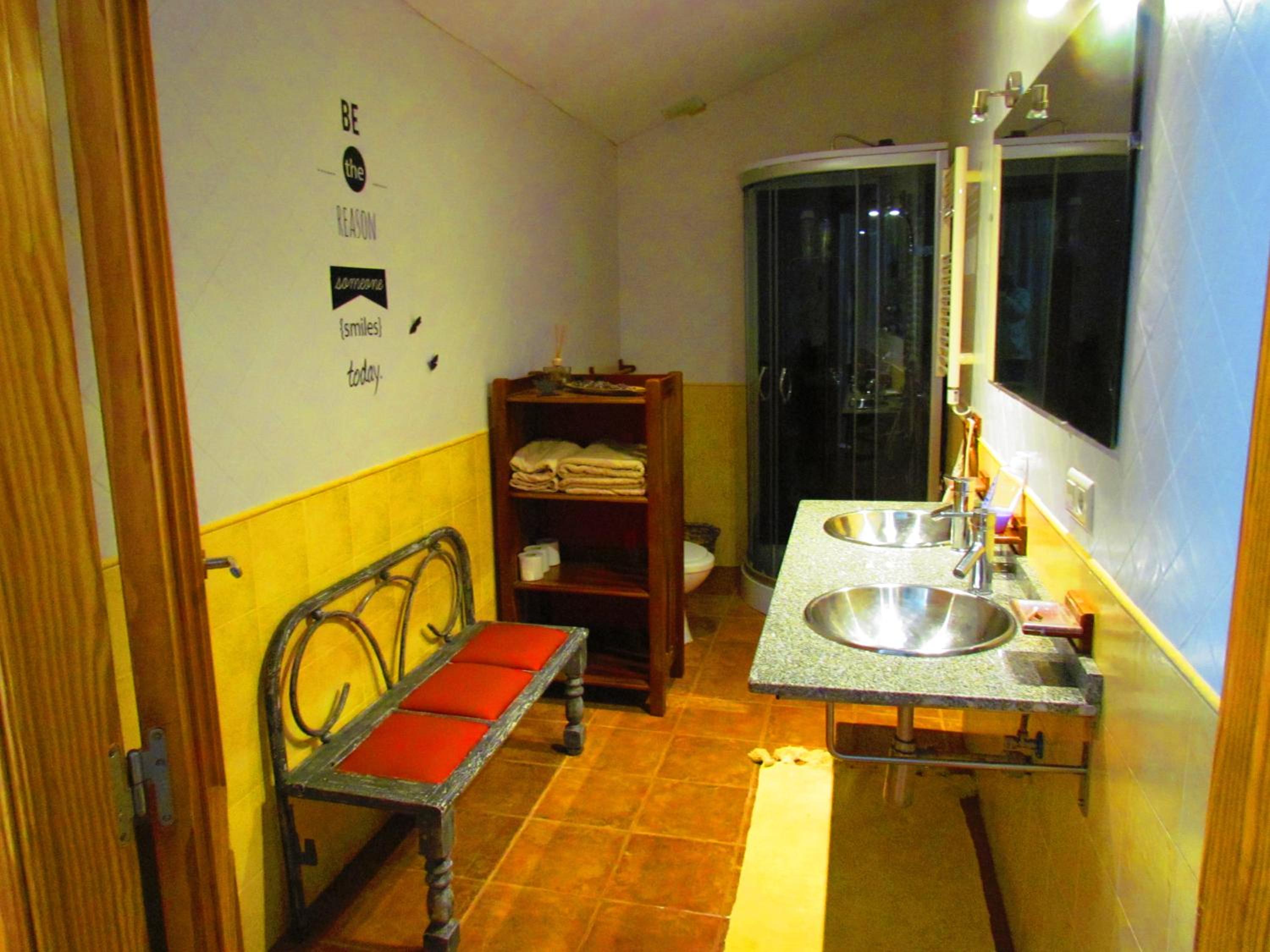 Apartment - Split Level - Photo 49