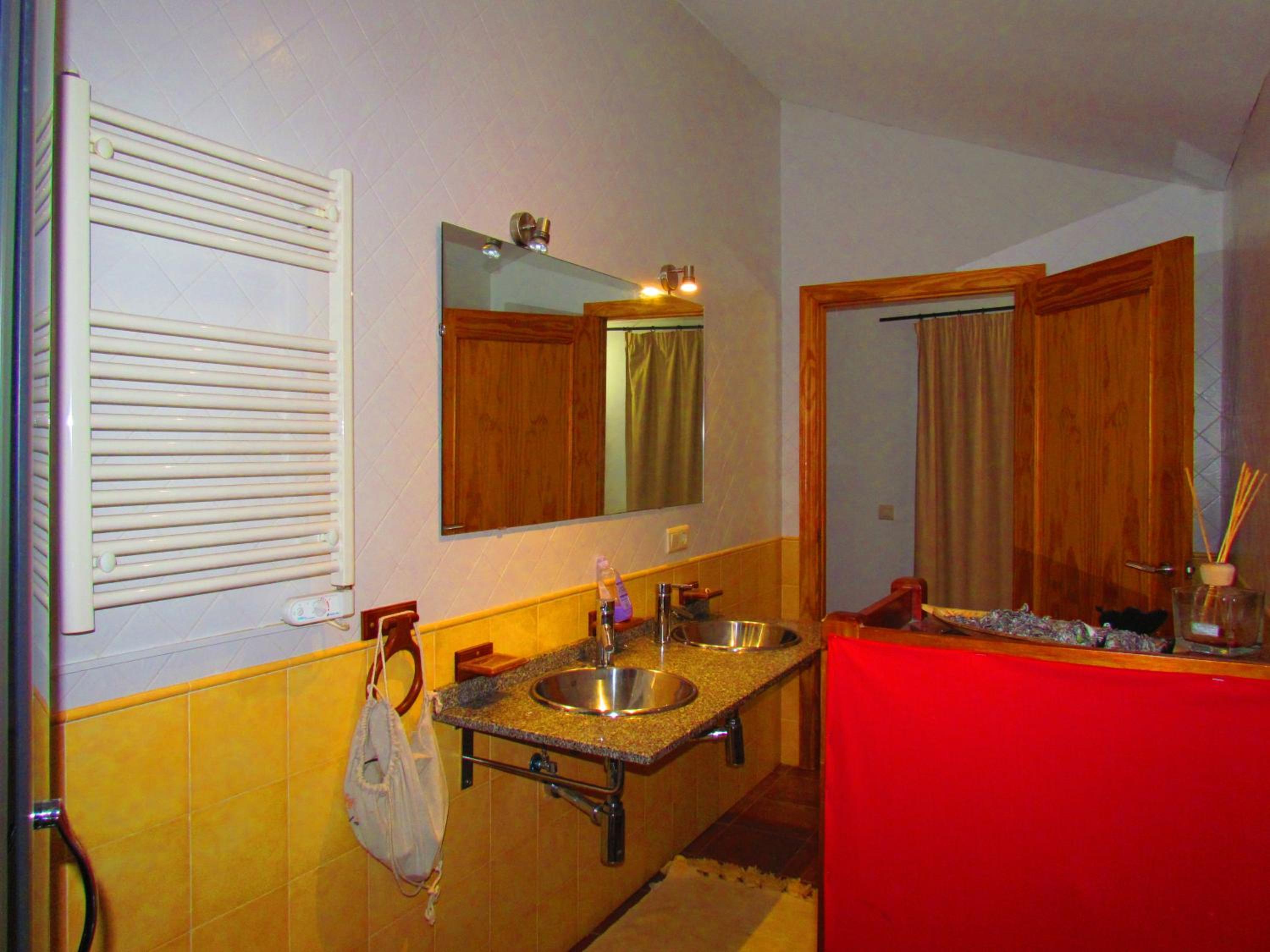 Apartment - Split Level - Photo 23