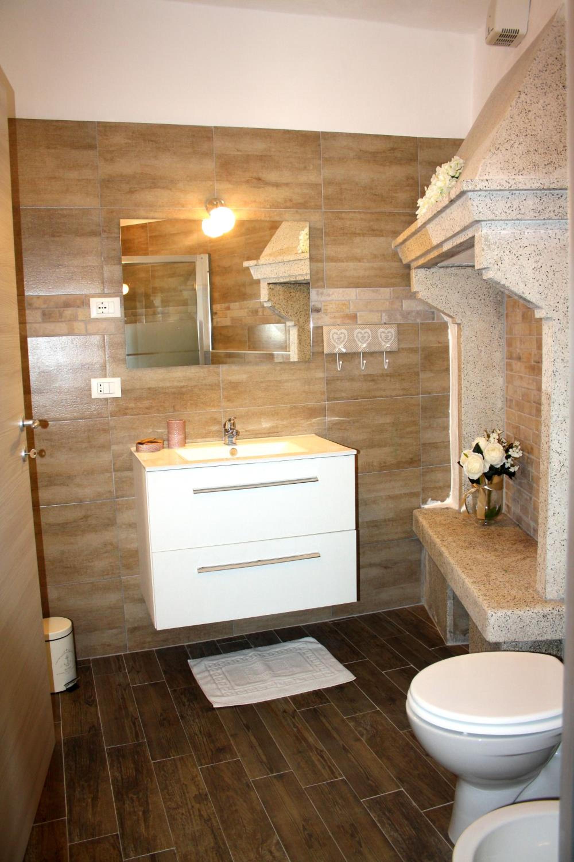 Double Room - Photo 4