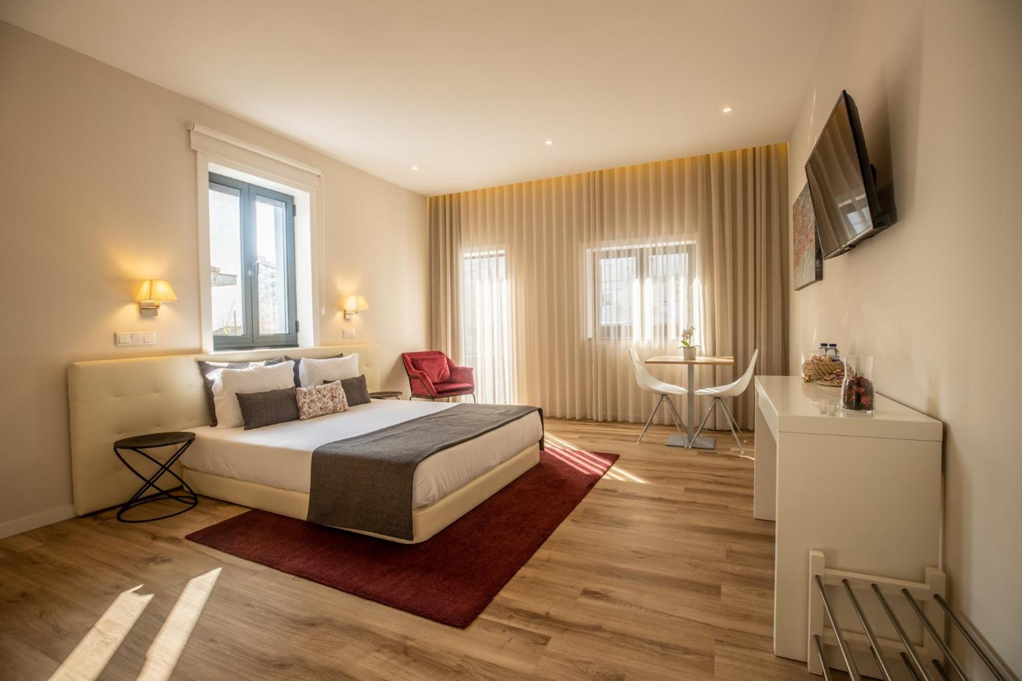 Double Room - Photo 2