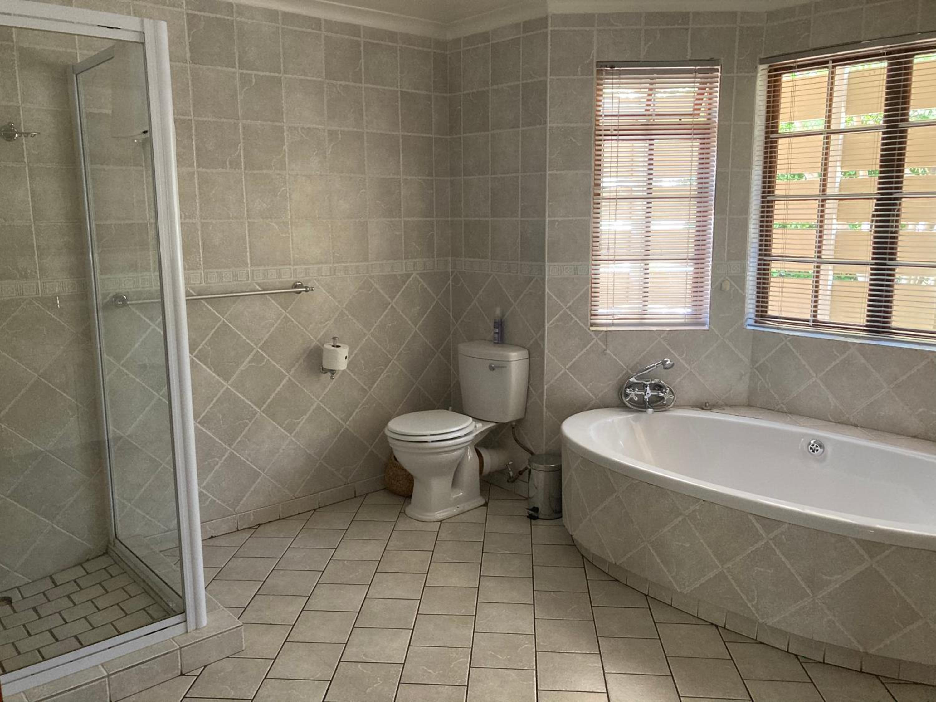 Double Room - Photo 3
