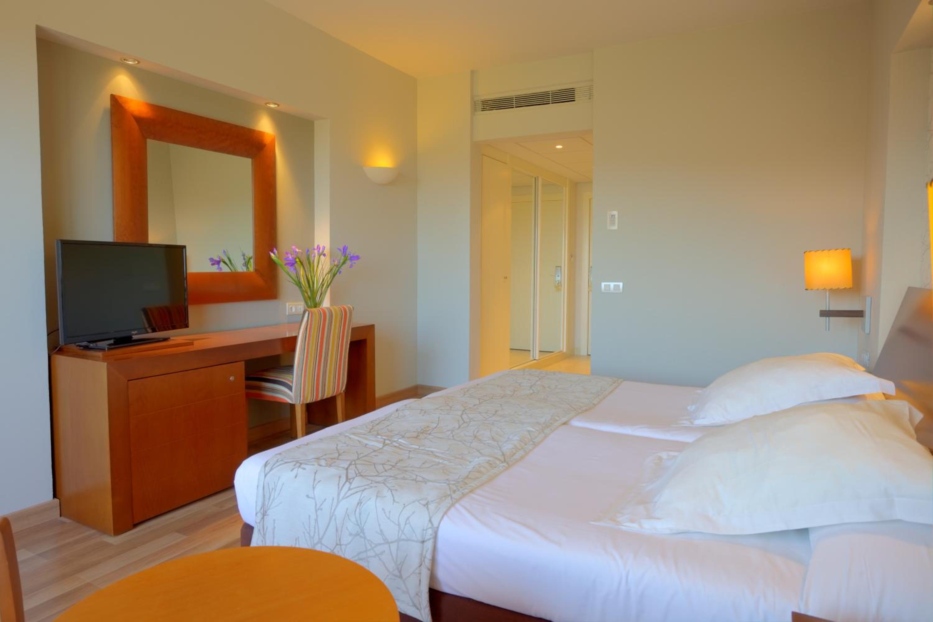 Habitación Doble (1 Adulto)