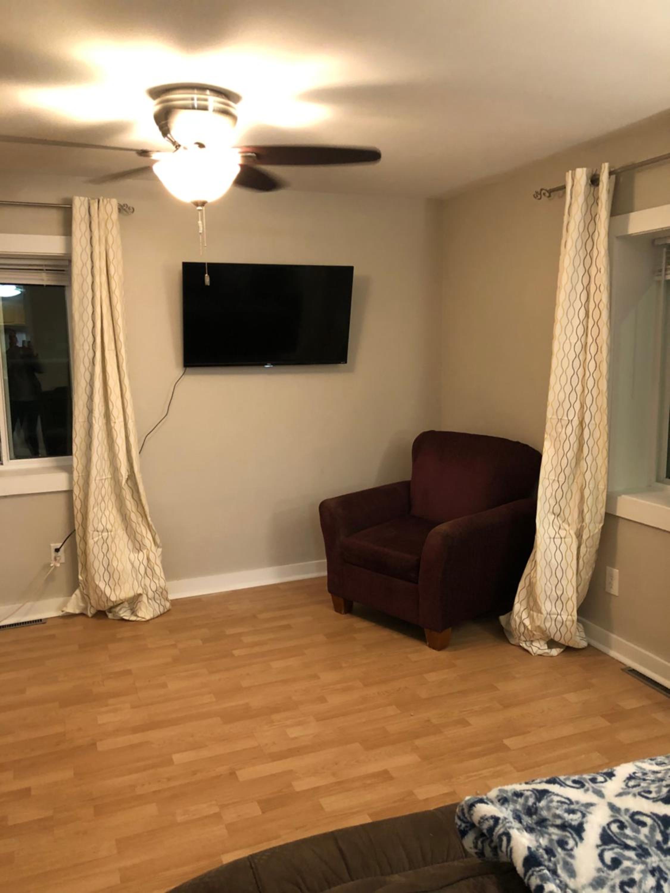 Two-Bedroom Apartment - Photo 28