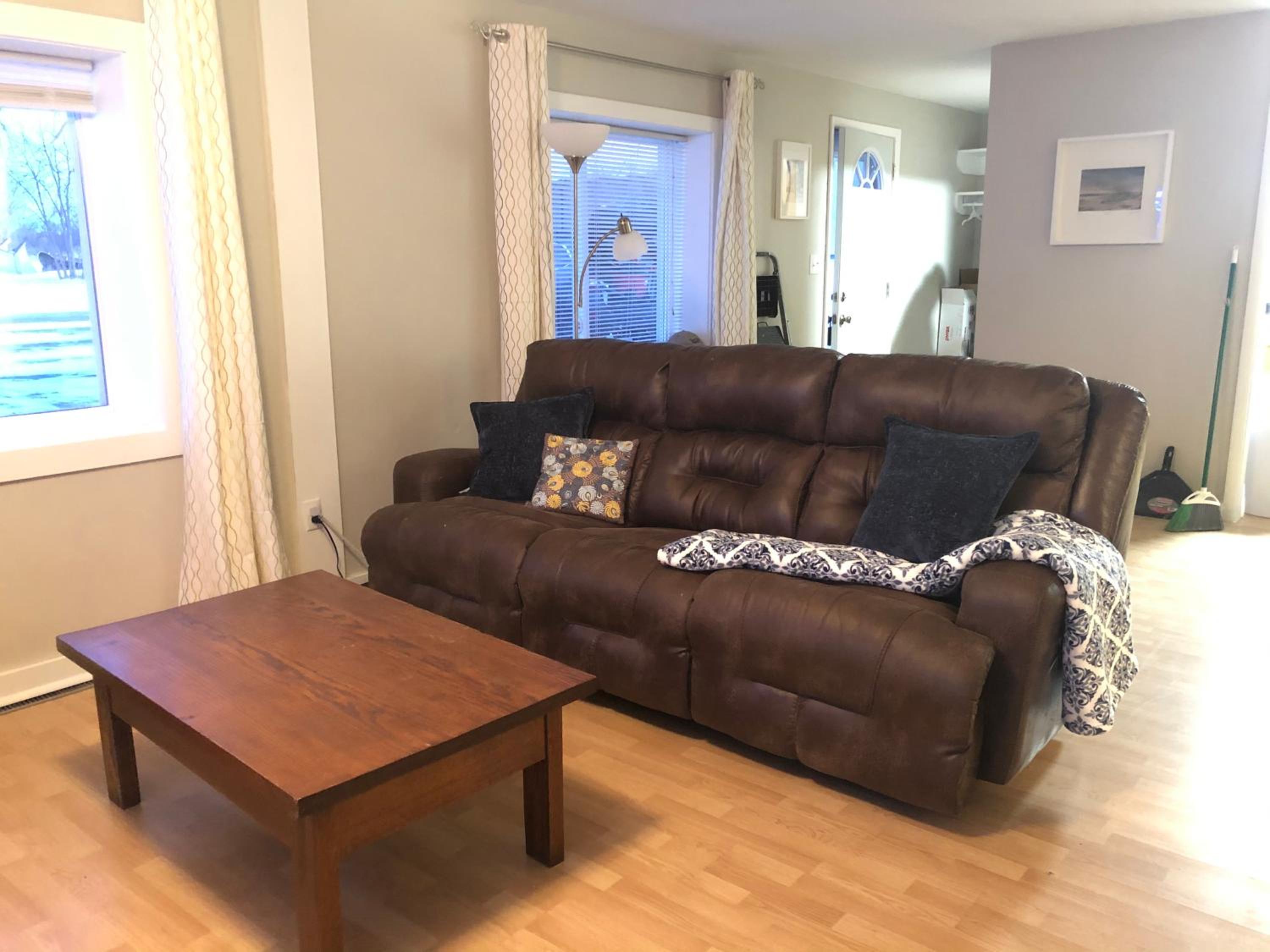 Two-Bedroom Apartment - Photo 15