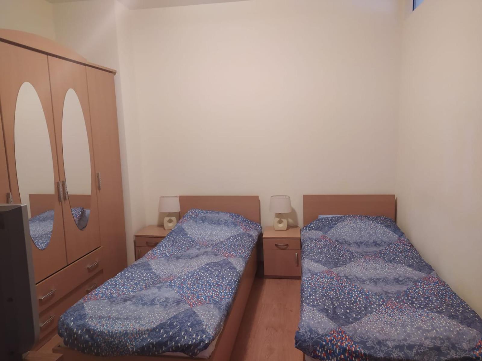 Two-Bedroom Apartment - Photo 9