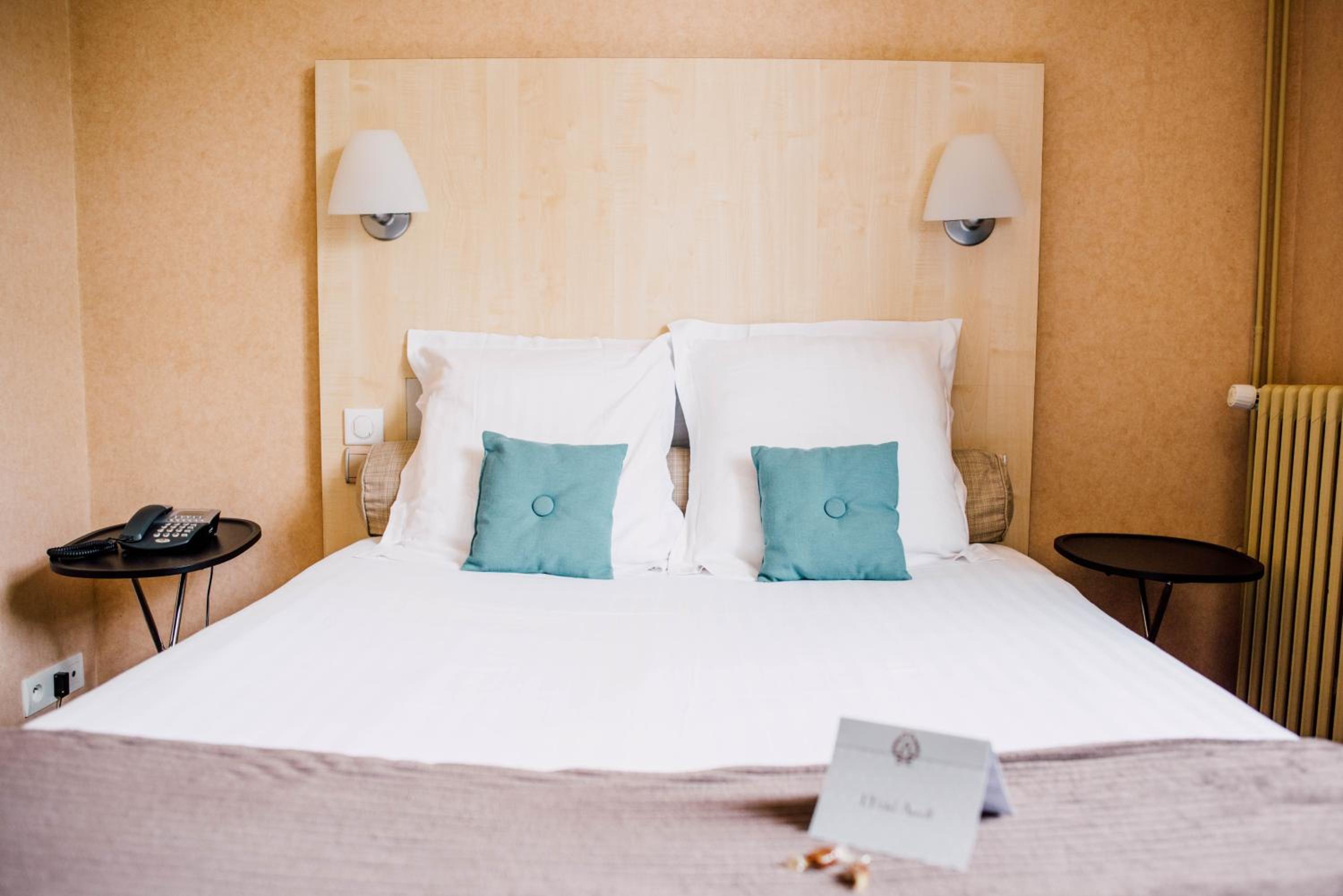 Charm Double Room - Photo 1