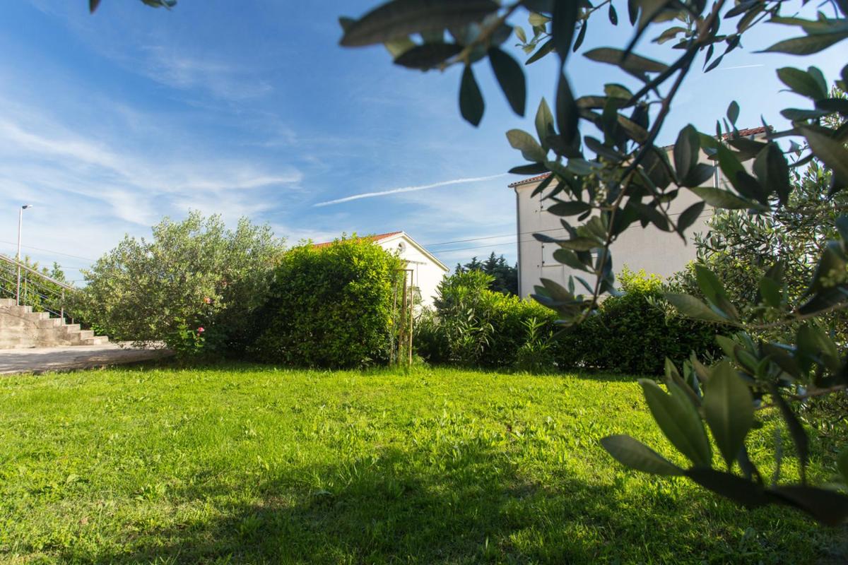 Studio with Garden View - Photo 3