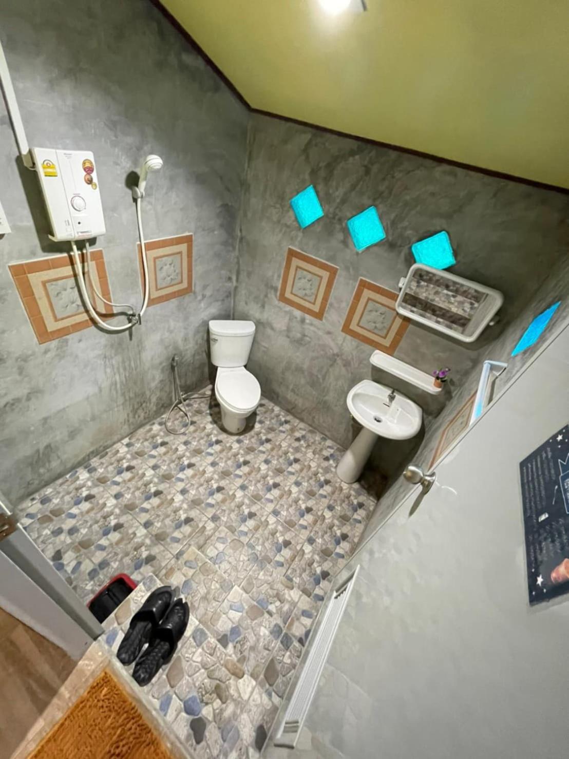One-Bedroom House photo 2