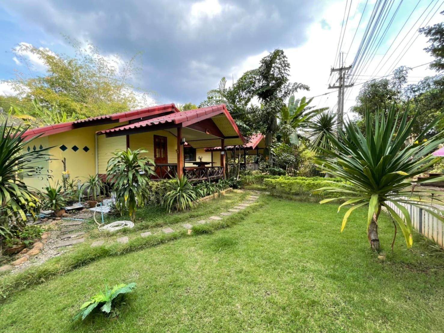 One-Bedroom House - Photo 3