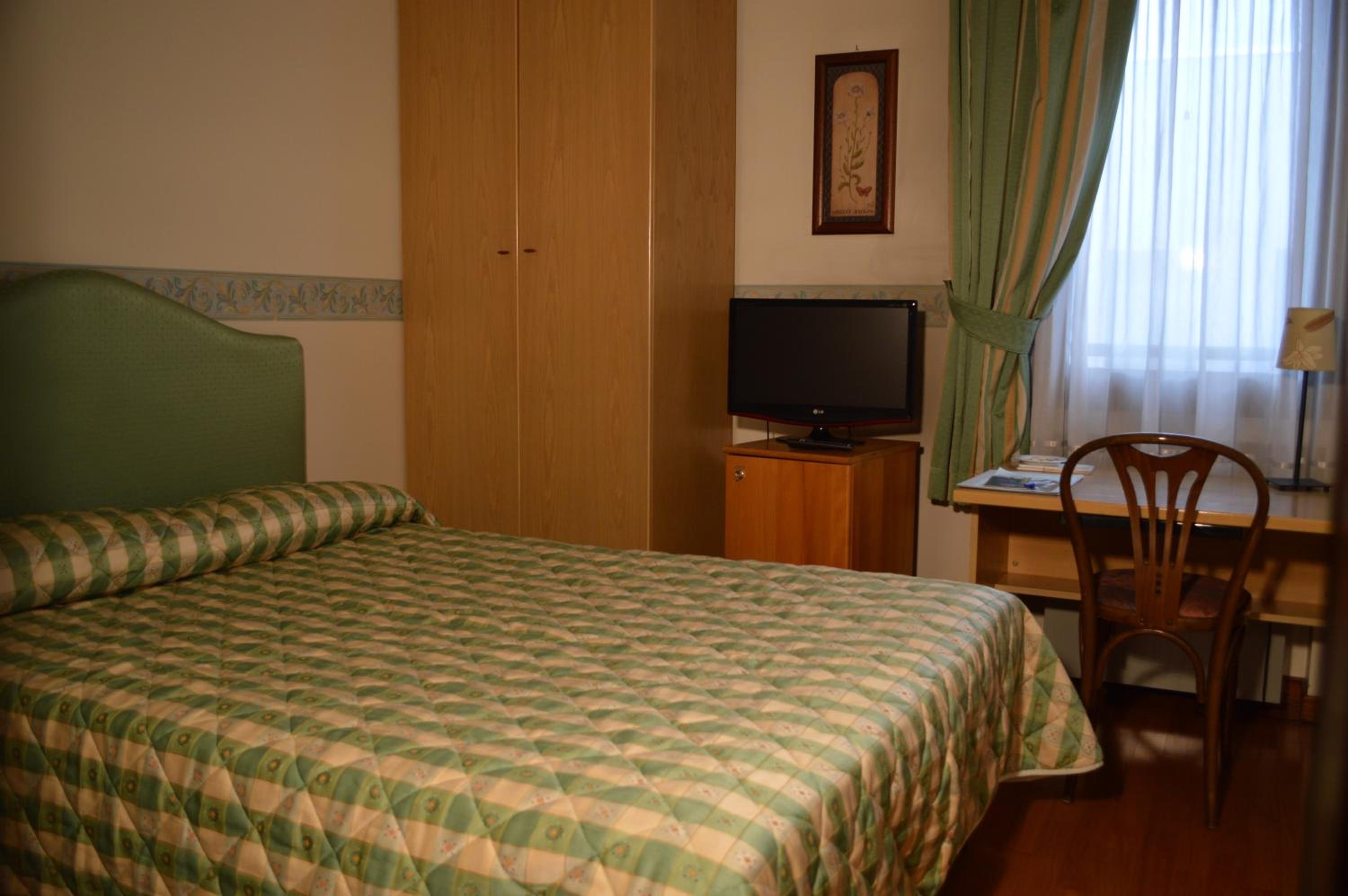 Single Room photo 1