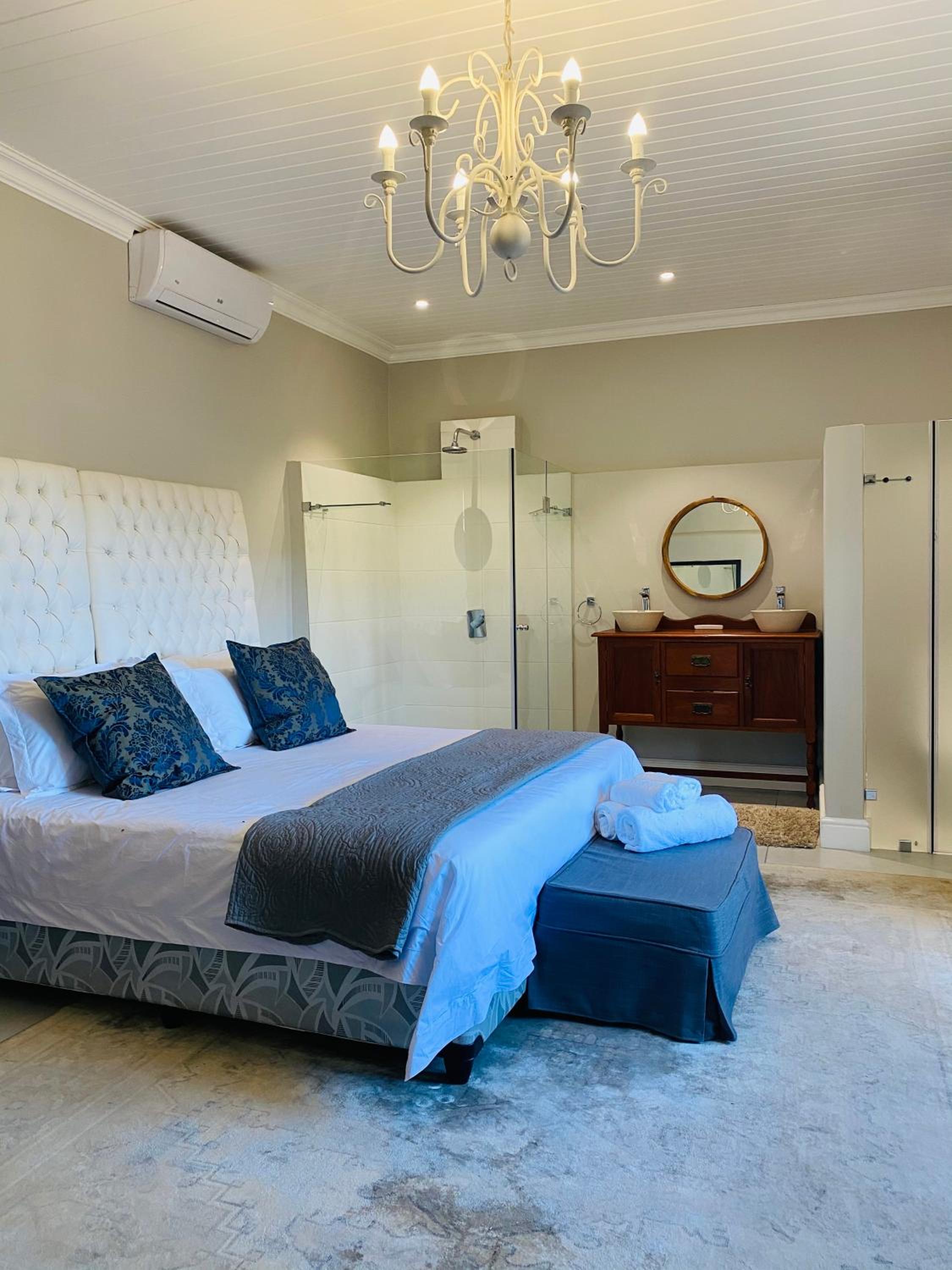 One-Bedroom Apartment - Photo 4