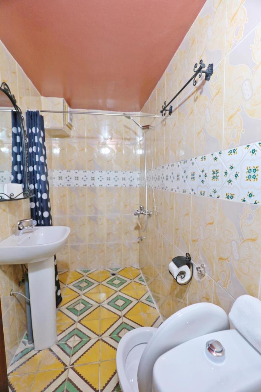Triple Room with Bathroom - Photo 6