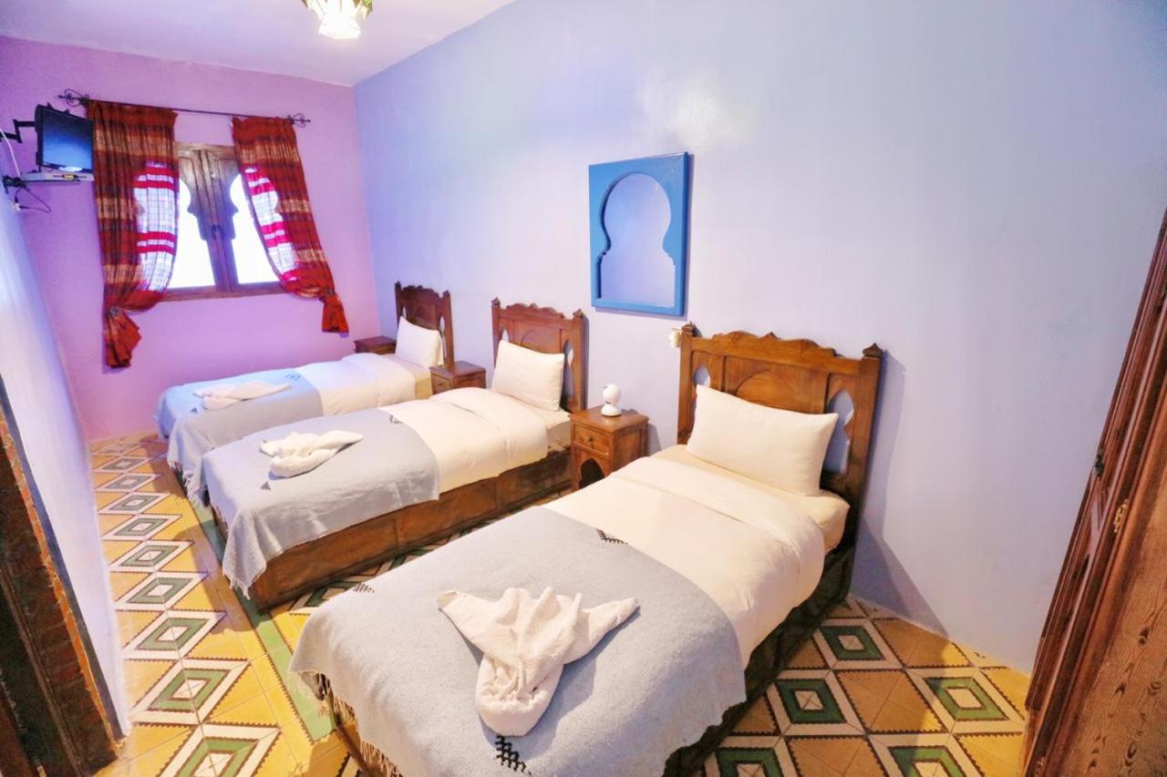 Triple Room with Bathroom - Photo 1