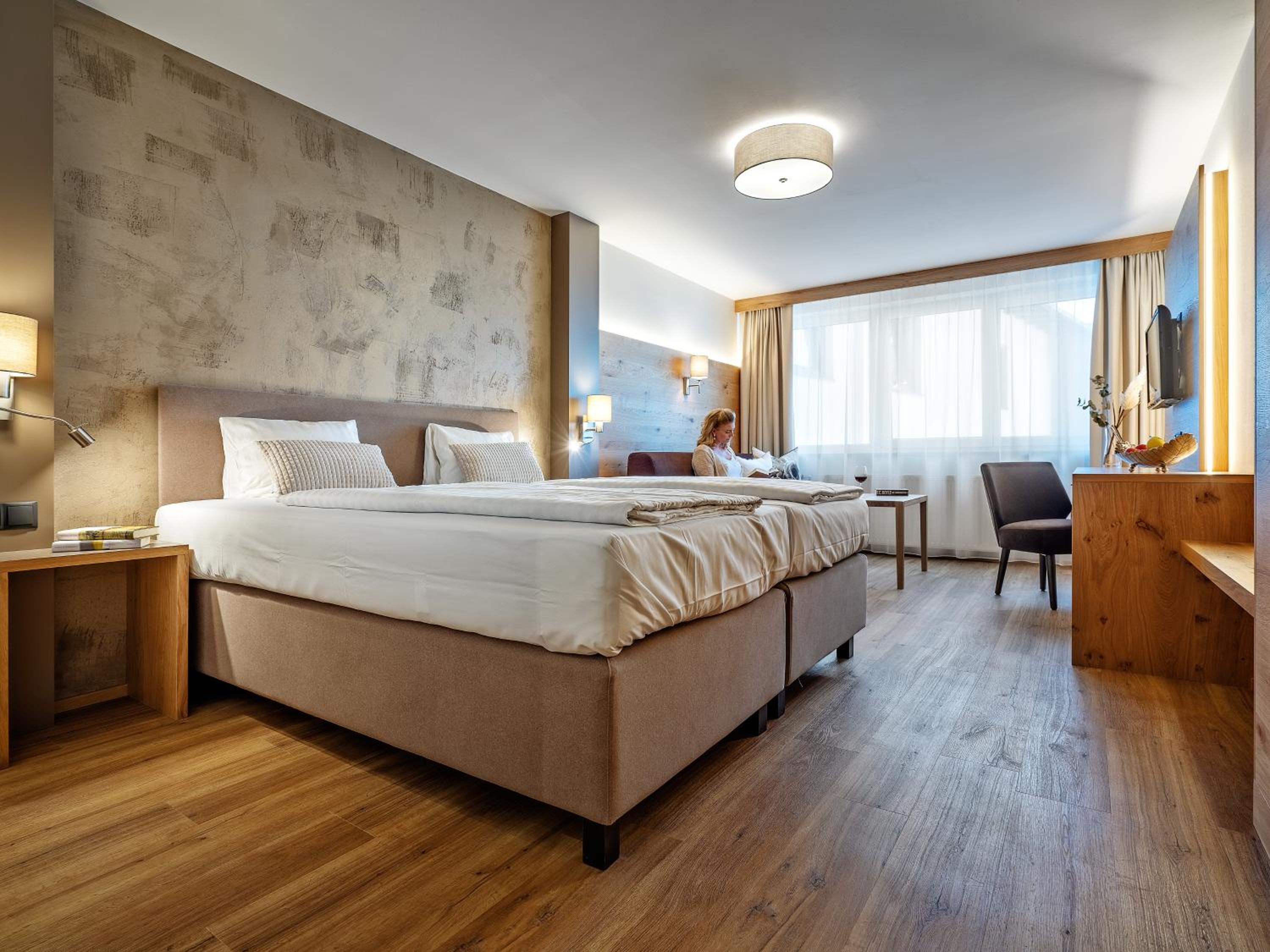 Deluxe Double Room - Photo 15