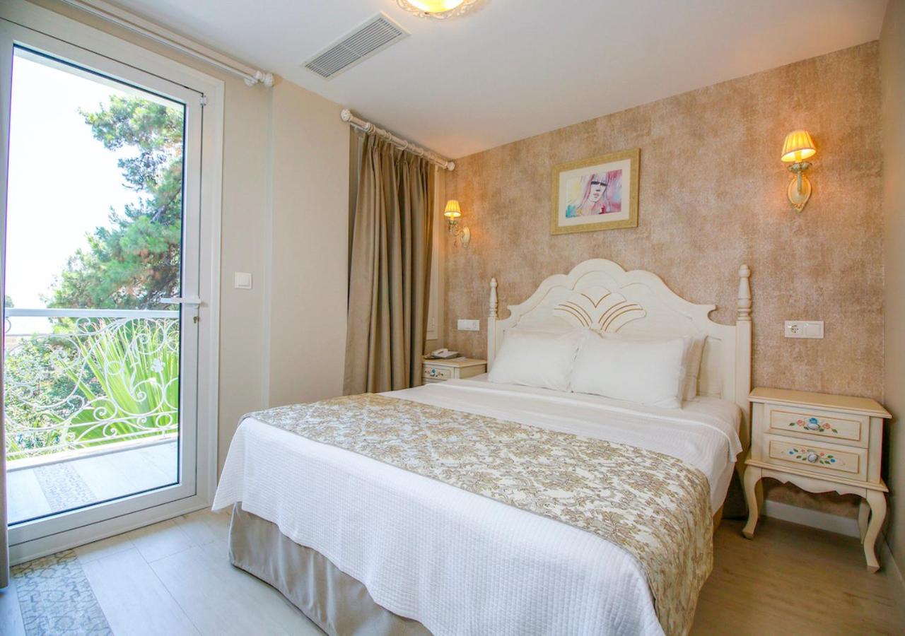 Suite With Garden View