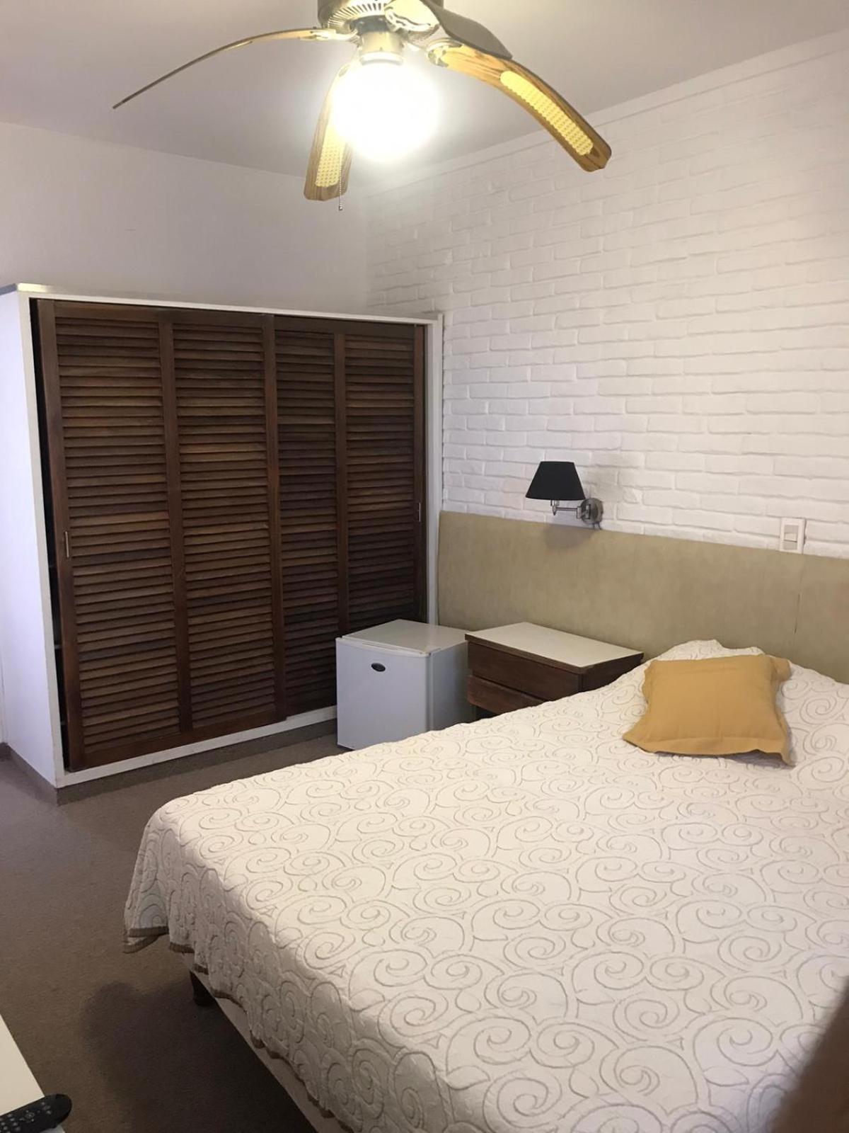 Standard Double Room - Photo 9