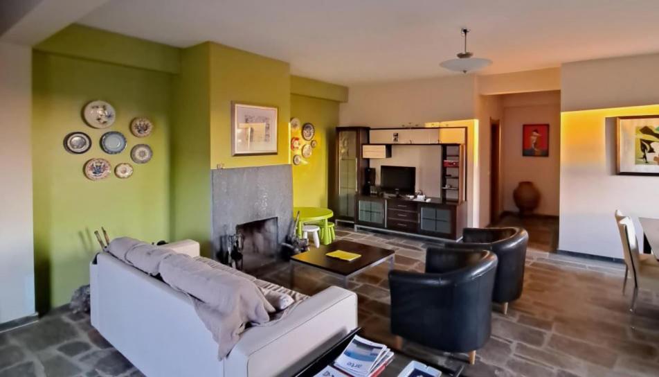 Two-Bedroom Townhouse photo 1