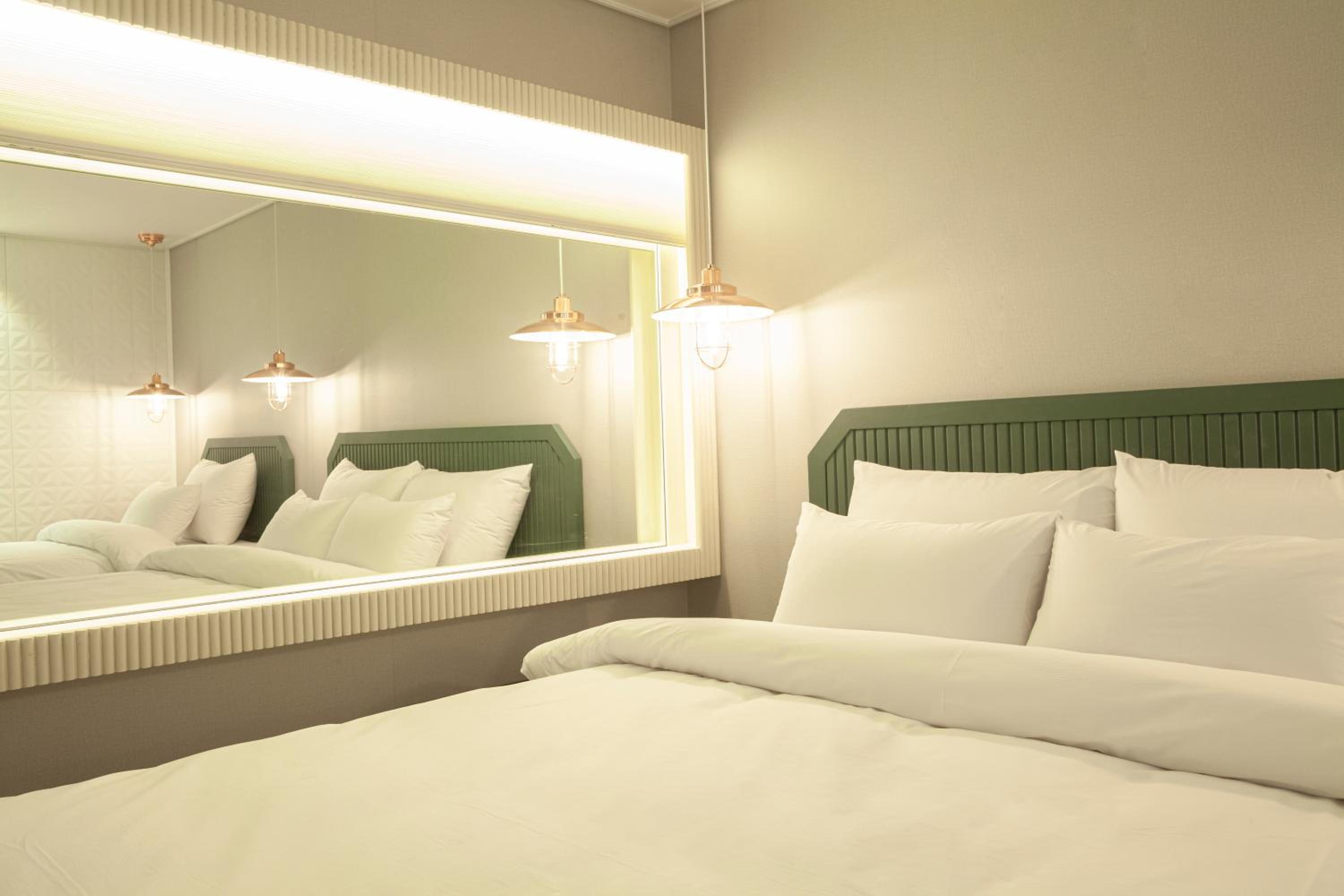 Deluxe Twin Room photo 2