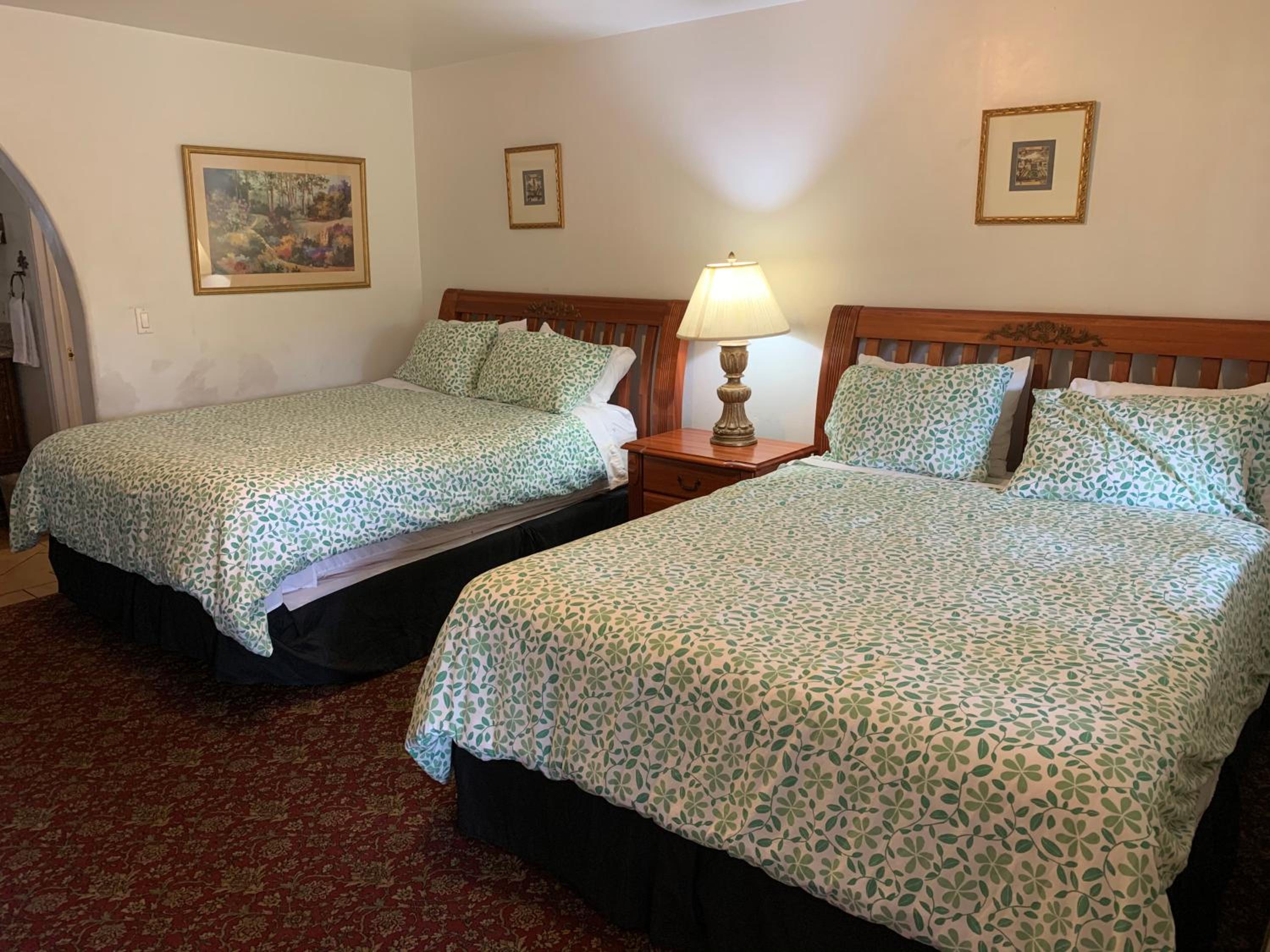 Double Queen Room - Photo 2