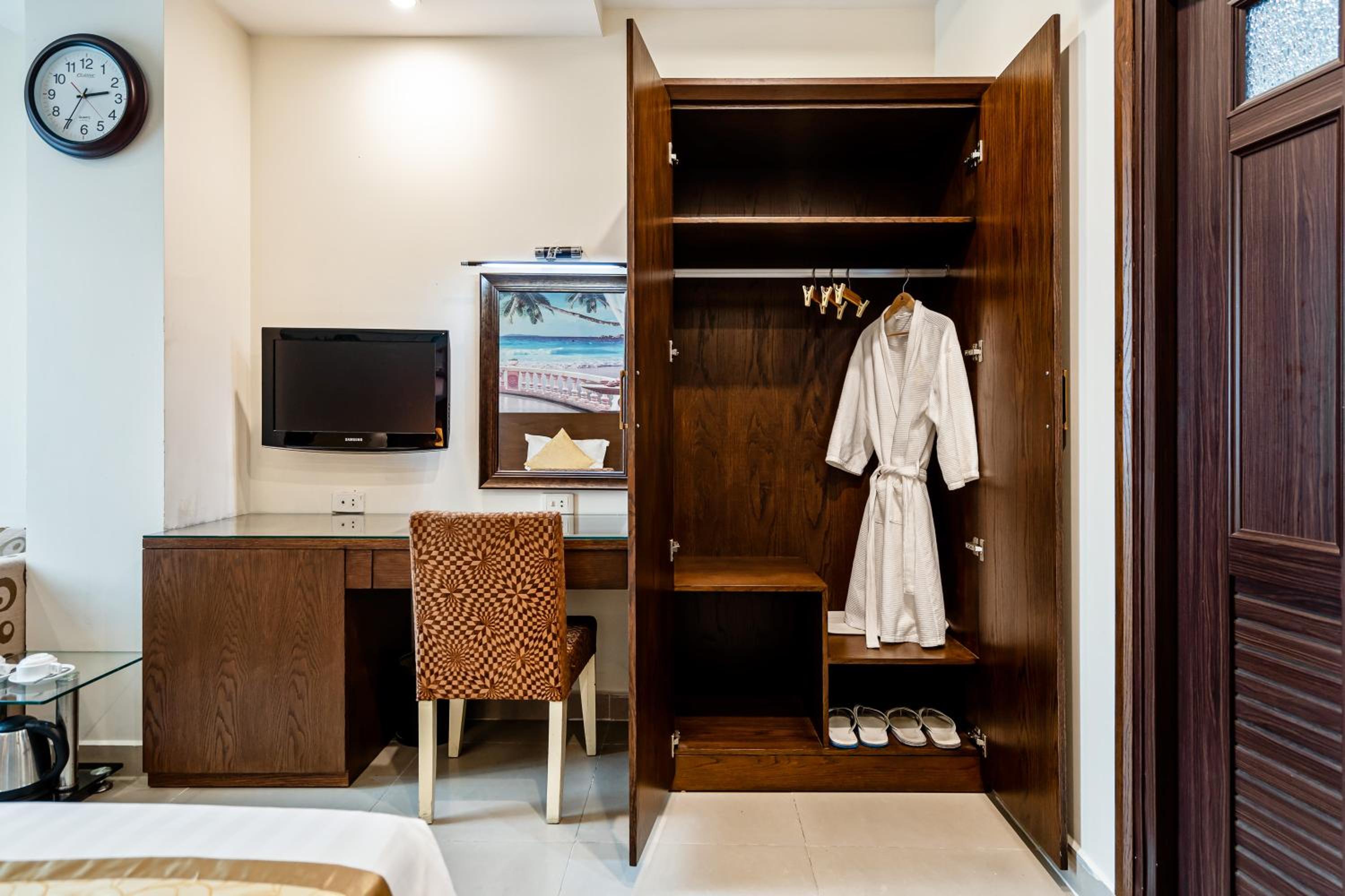 Executive Suite photo 3