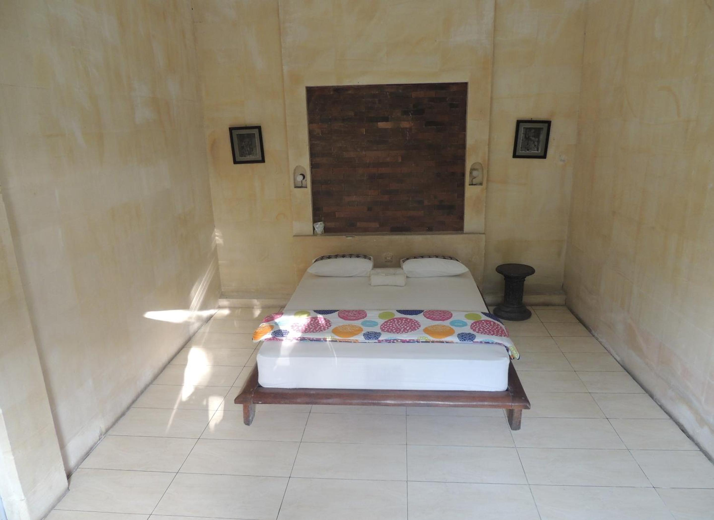 Standard King Room - Photo 1