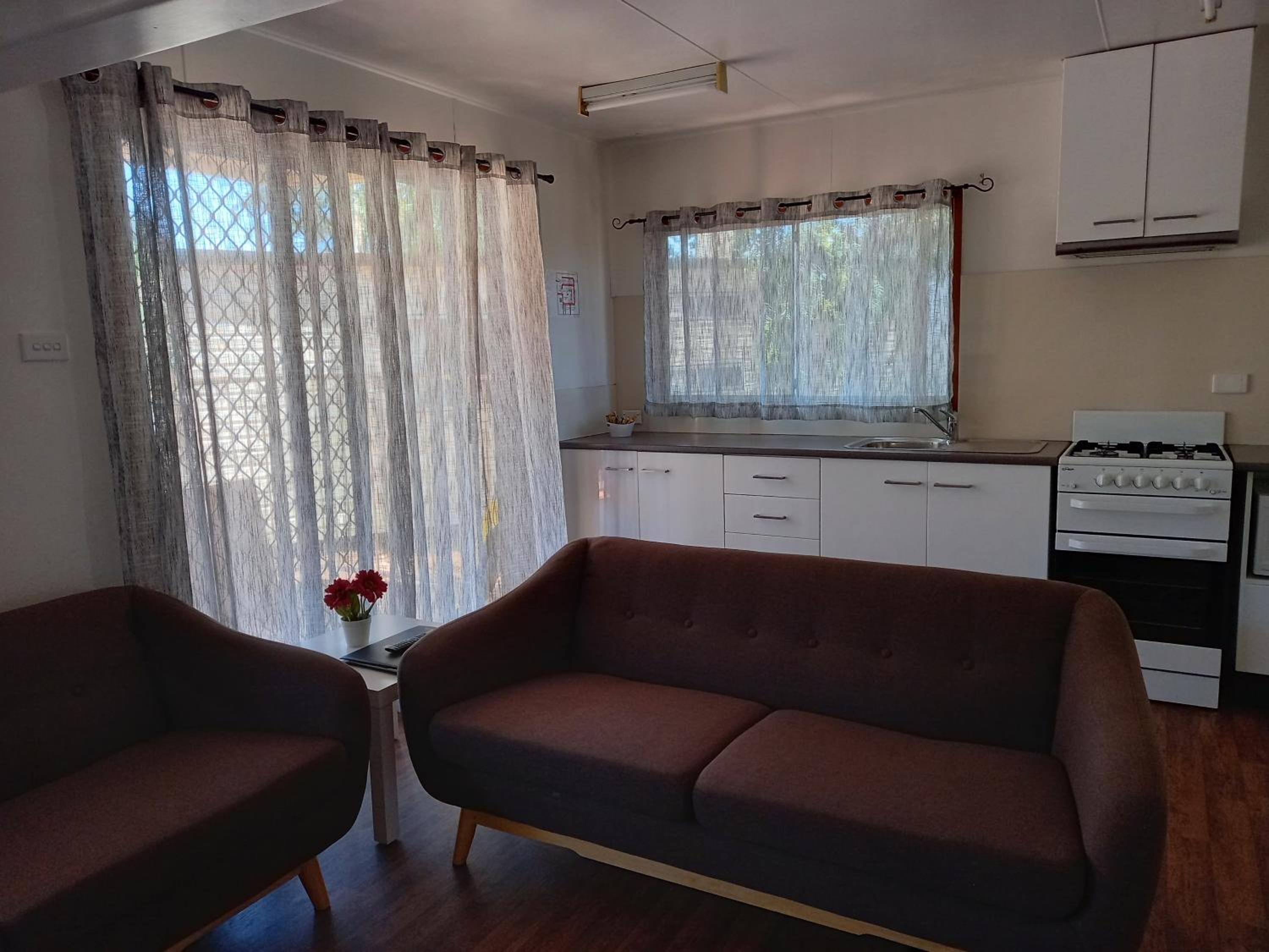 Deluxe Two-Bedroom Chalet  - Photo 7