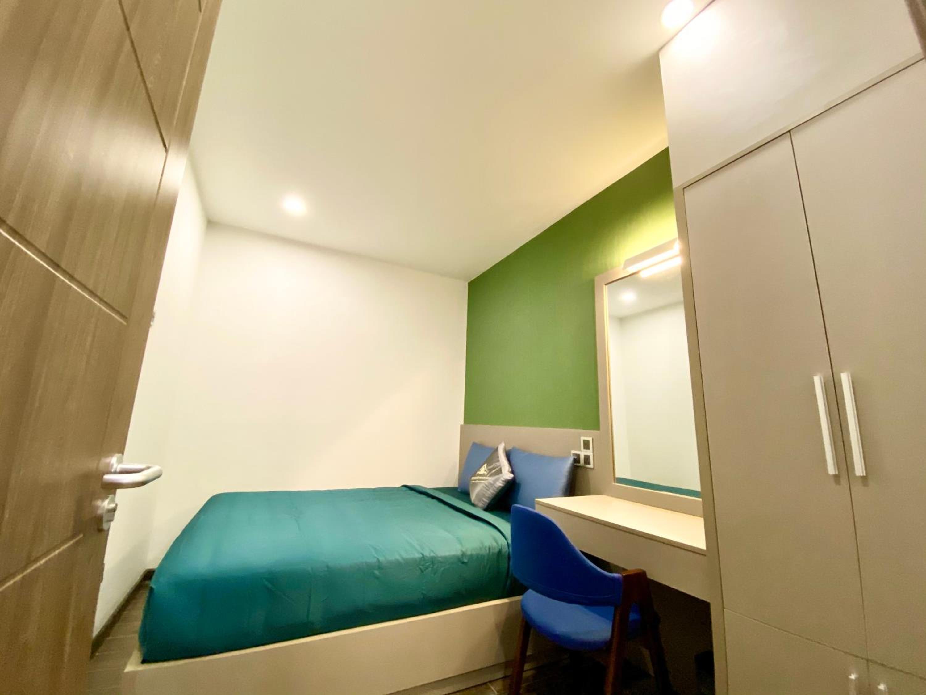Two-Bedroom Apartment - Photo 4
