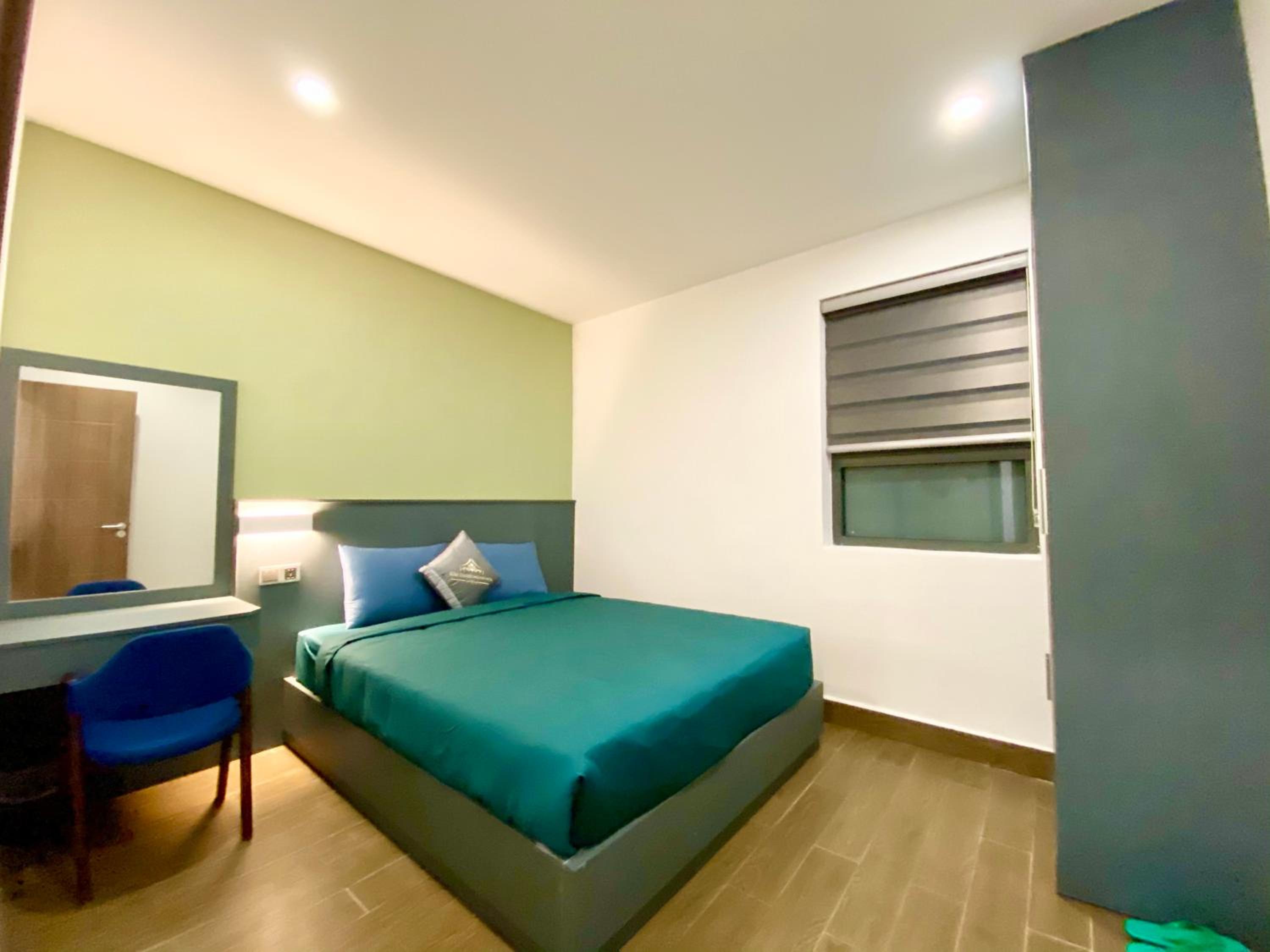 Two-Bedroom Apartment - Photo 9