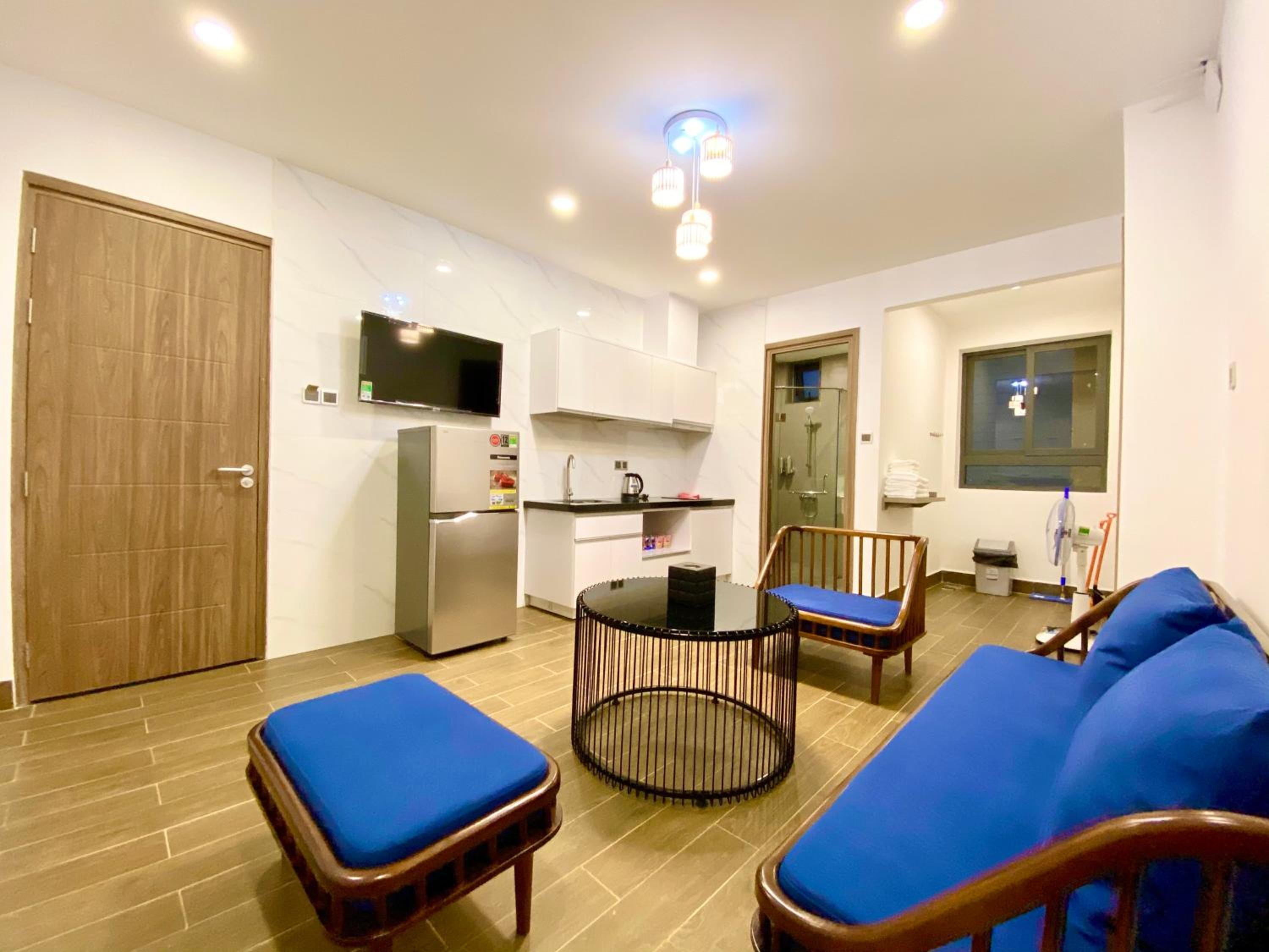 Two-Bedroom Apartment - Photo 19