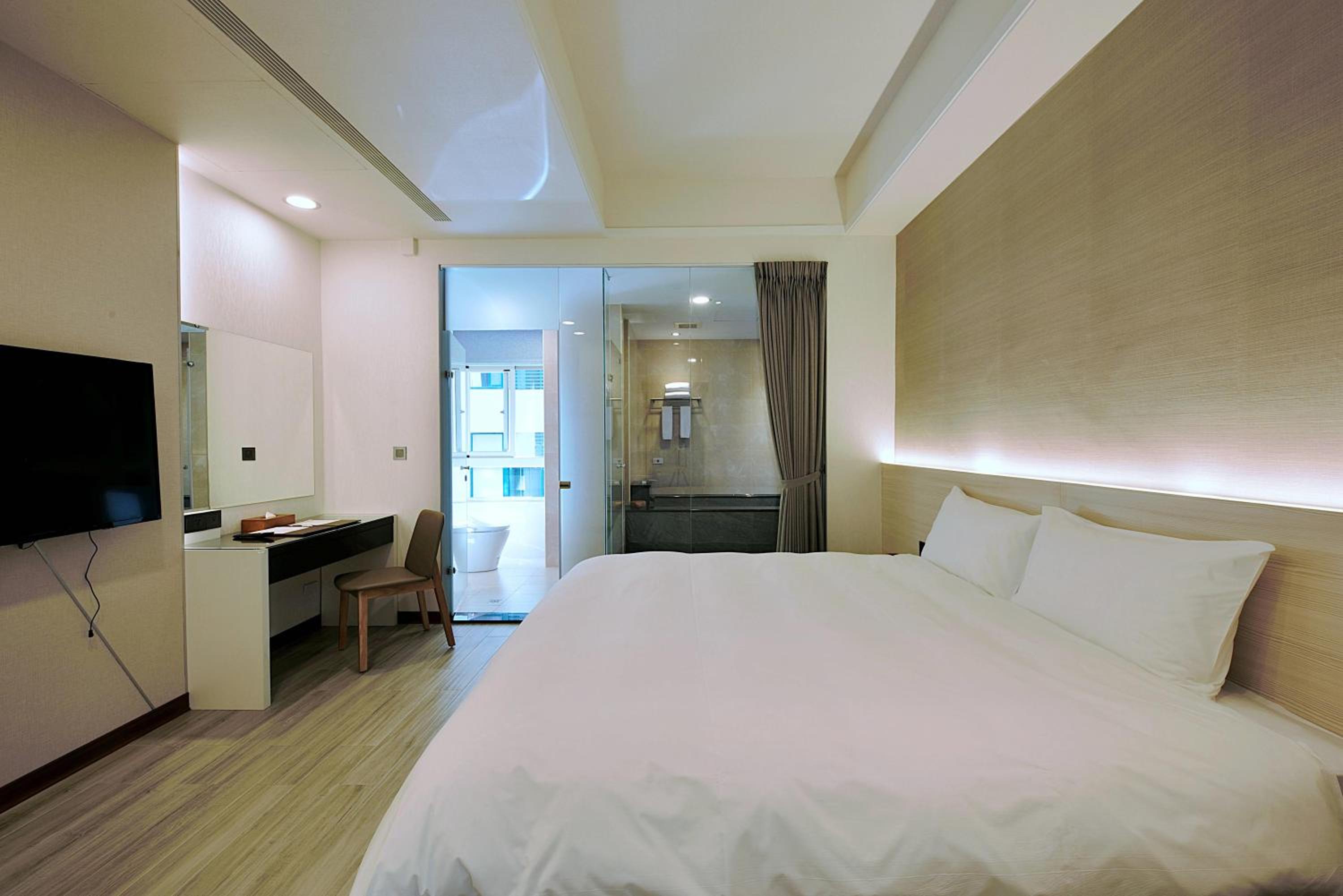 Deluxe Double Room - Photo 3