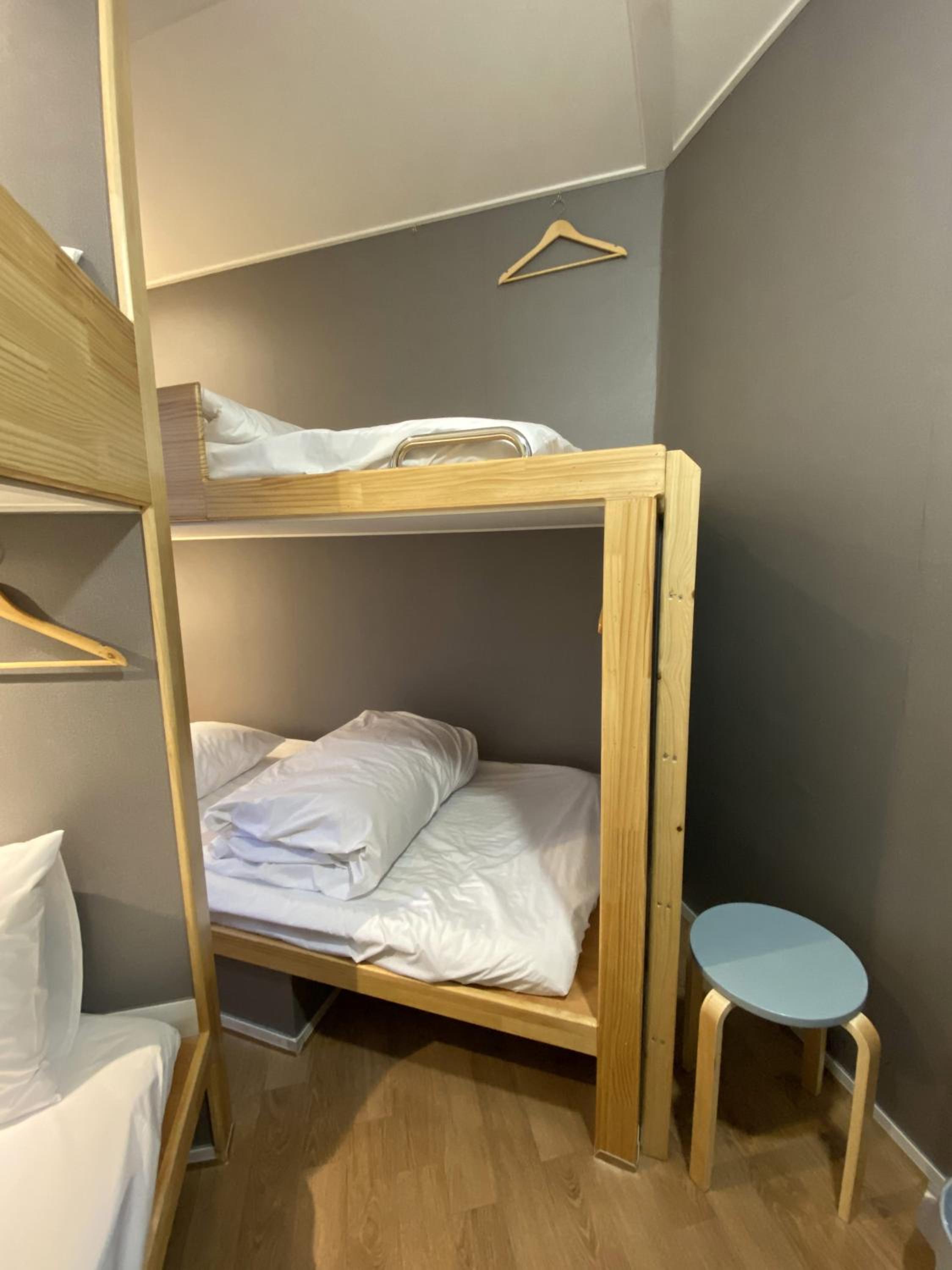 Economy Quadruple Room - Photo 2